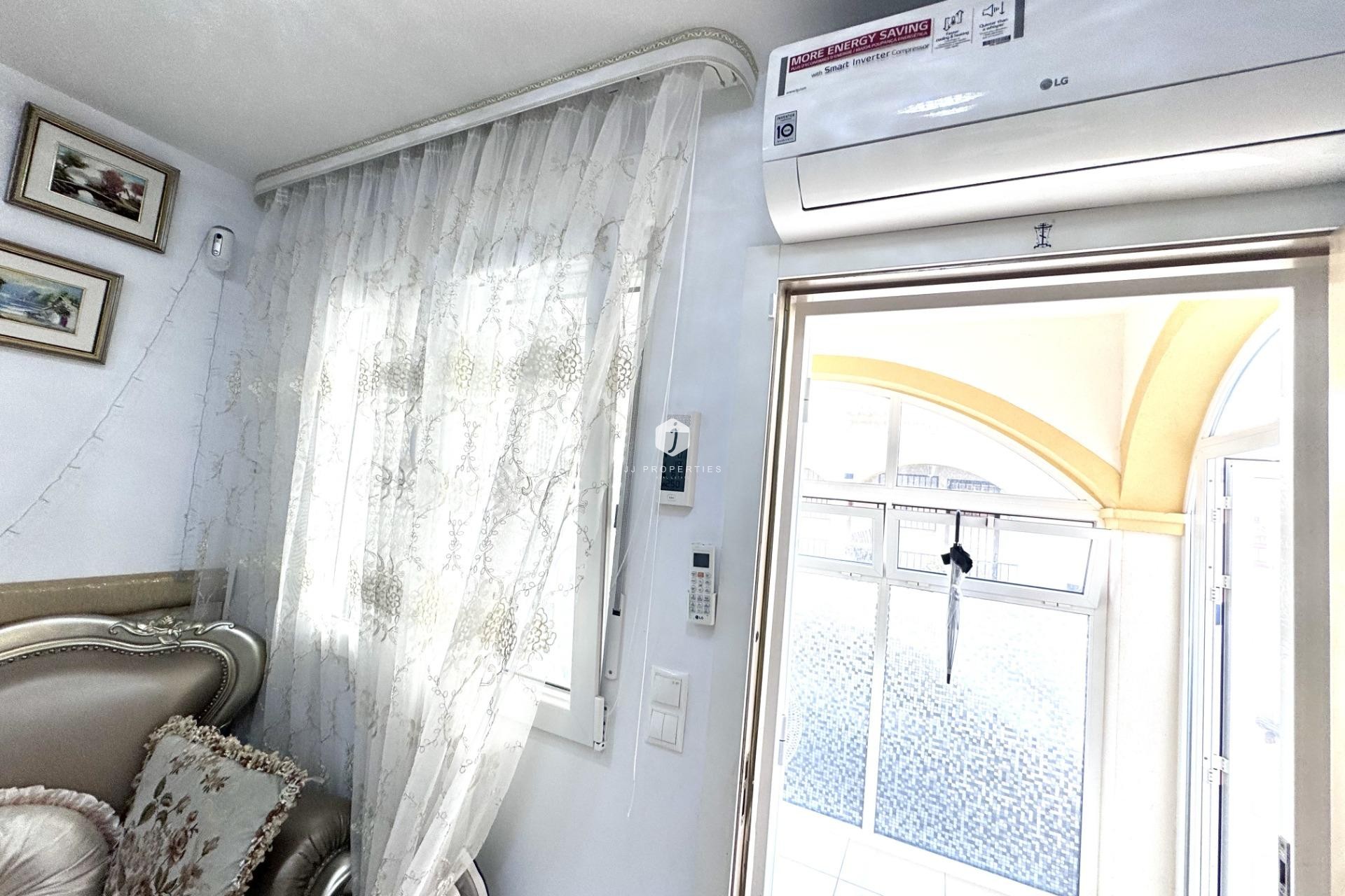 Aus zweiter Hand - Chalet -
Orihuela Costa - Playa Flamenca