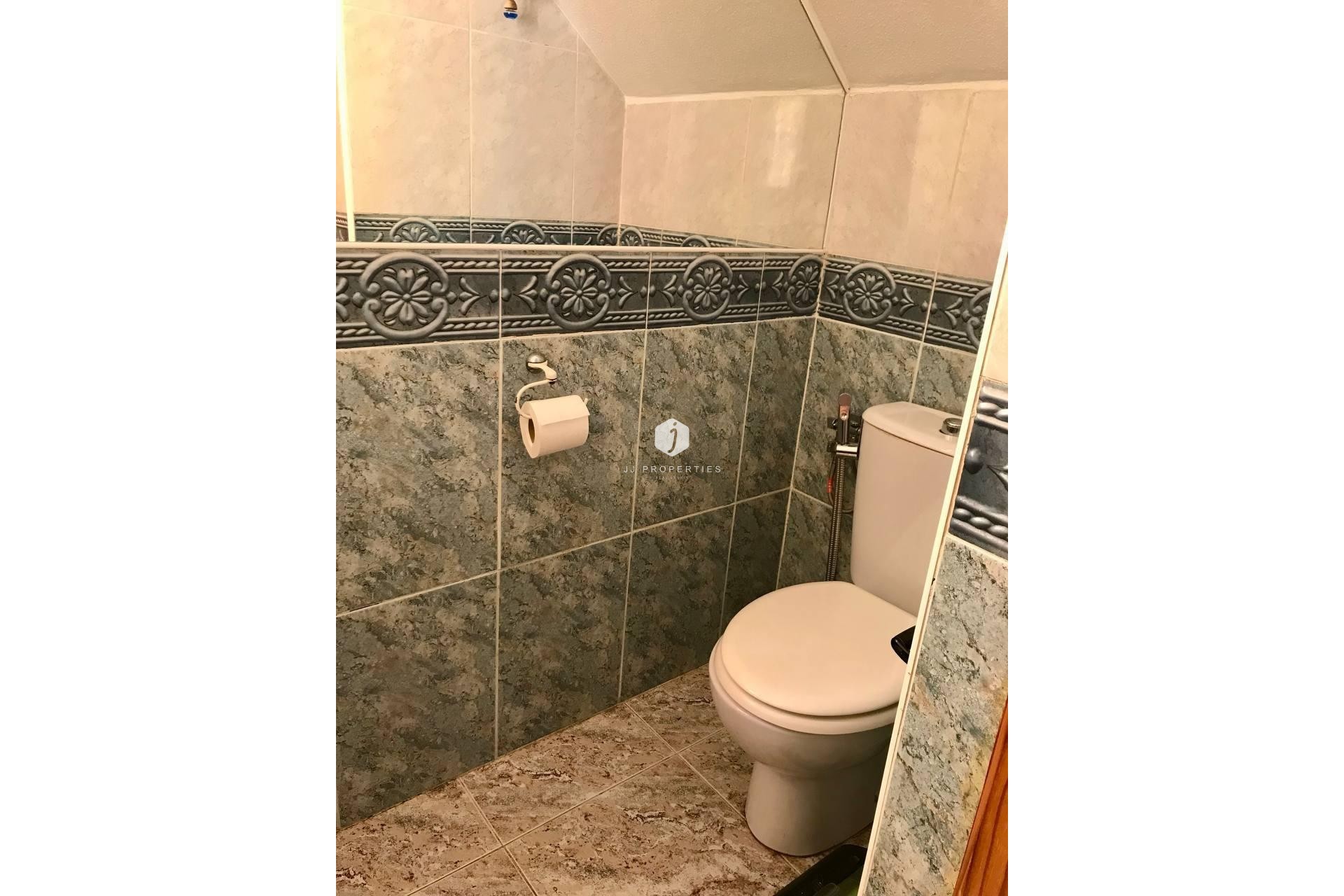 Aus zweiter Hand - Chalet -
Orihuela Costa - Villamartín-las Filipinas