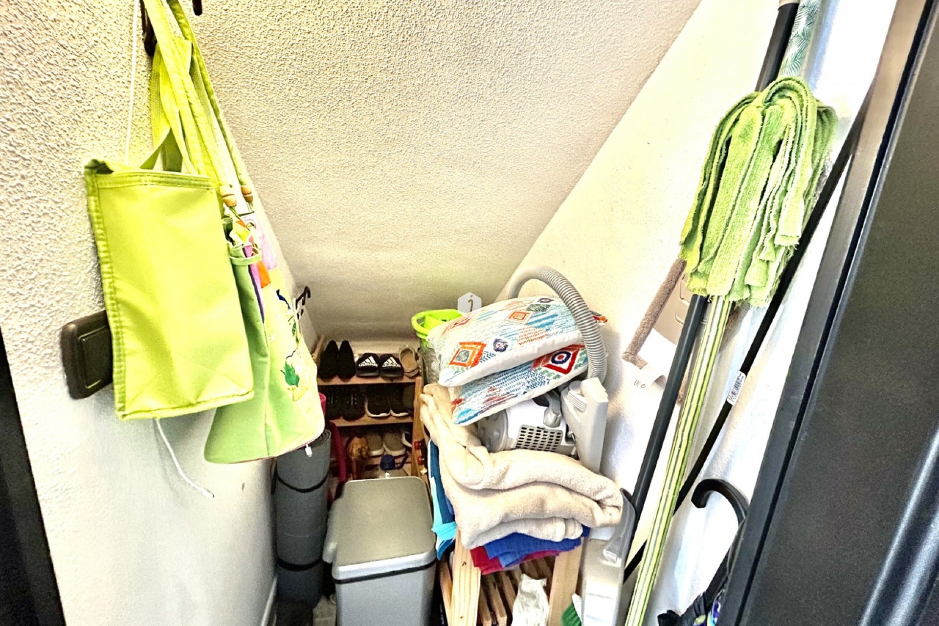 Aus zweiter Hand - Chalet -
Playa Flamenca - Costa Blanca