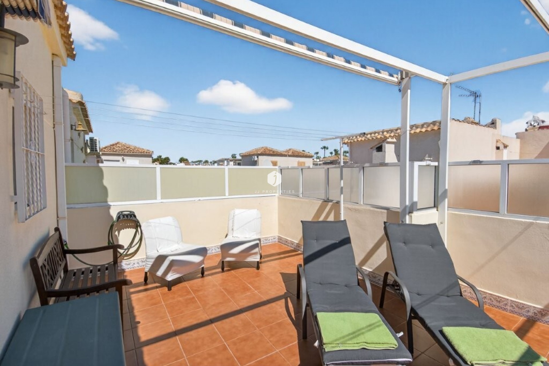 Aus zweiter Hand - Chalet -
Playa Flamenca - Serena III