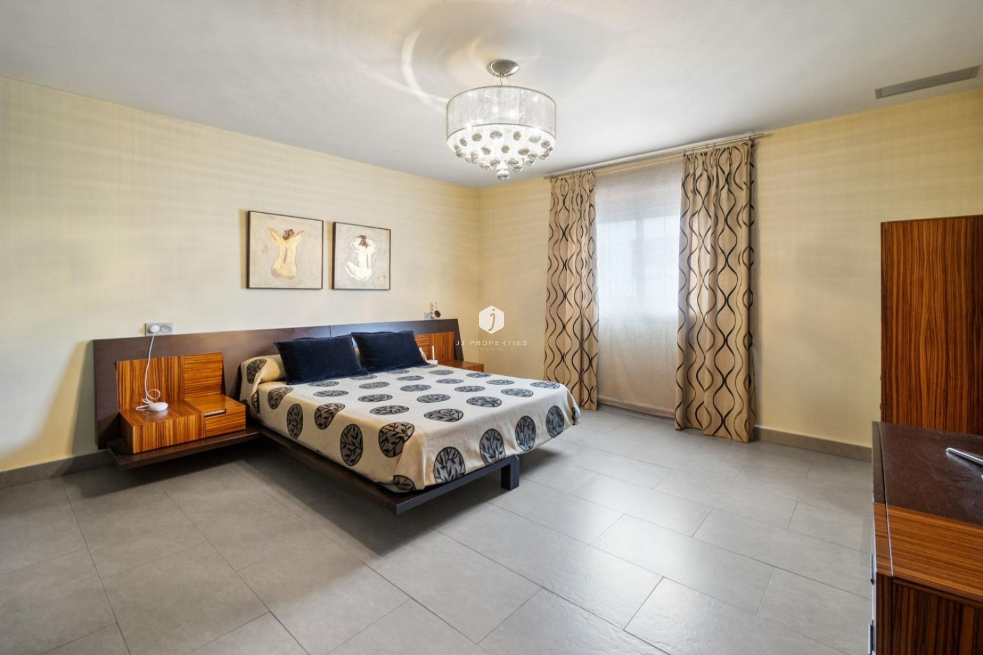 Aus zweiter Hand - Chalet -
Rojales