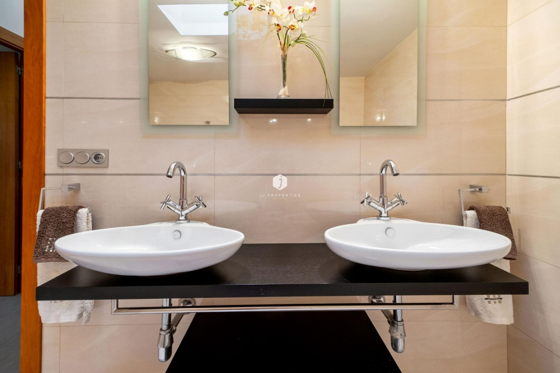 Aus zweiter Hand - Chalet -
Rojales