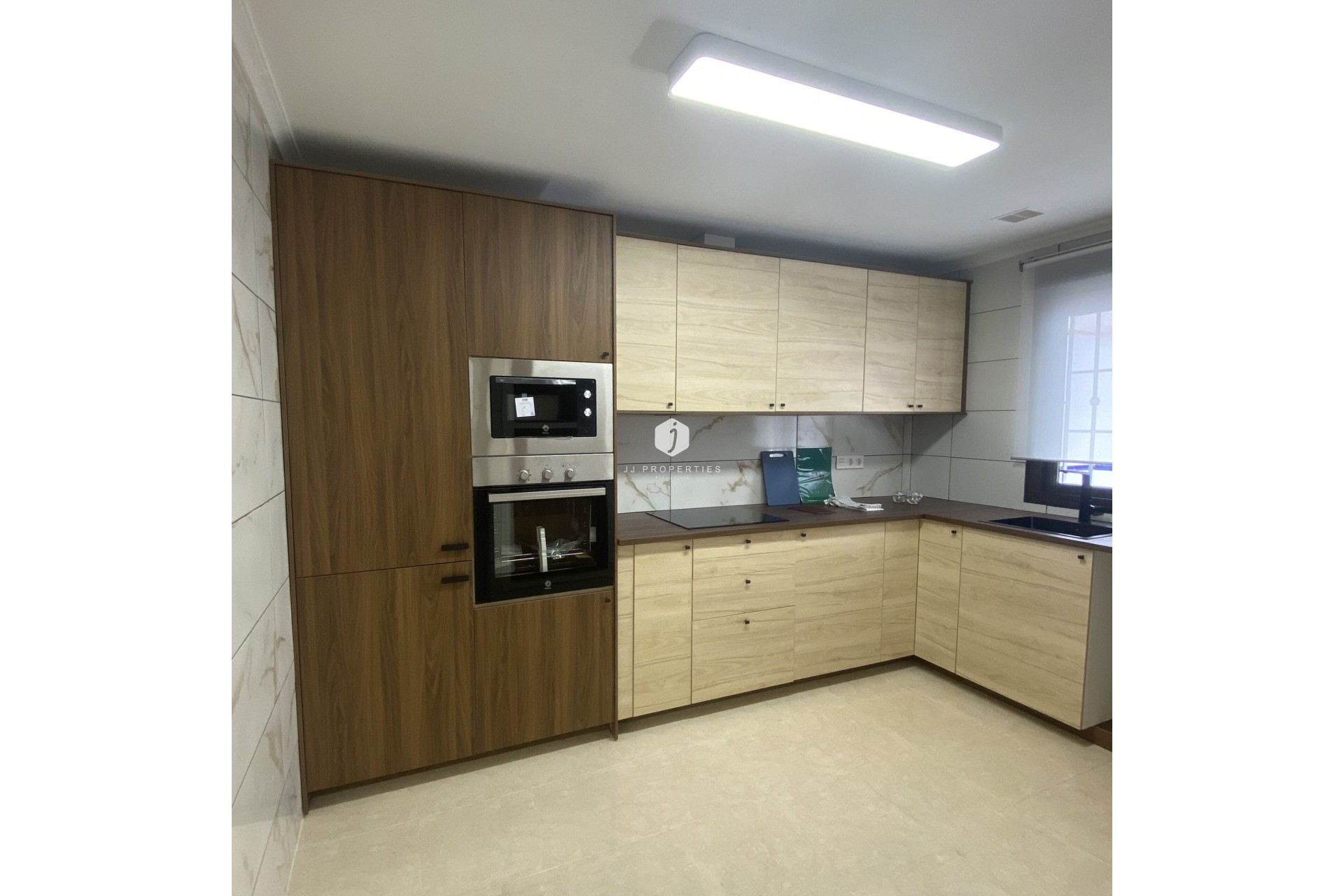 Aus zweiter Hand - Chalet -
San Miguel de Salinas - Inland