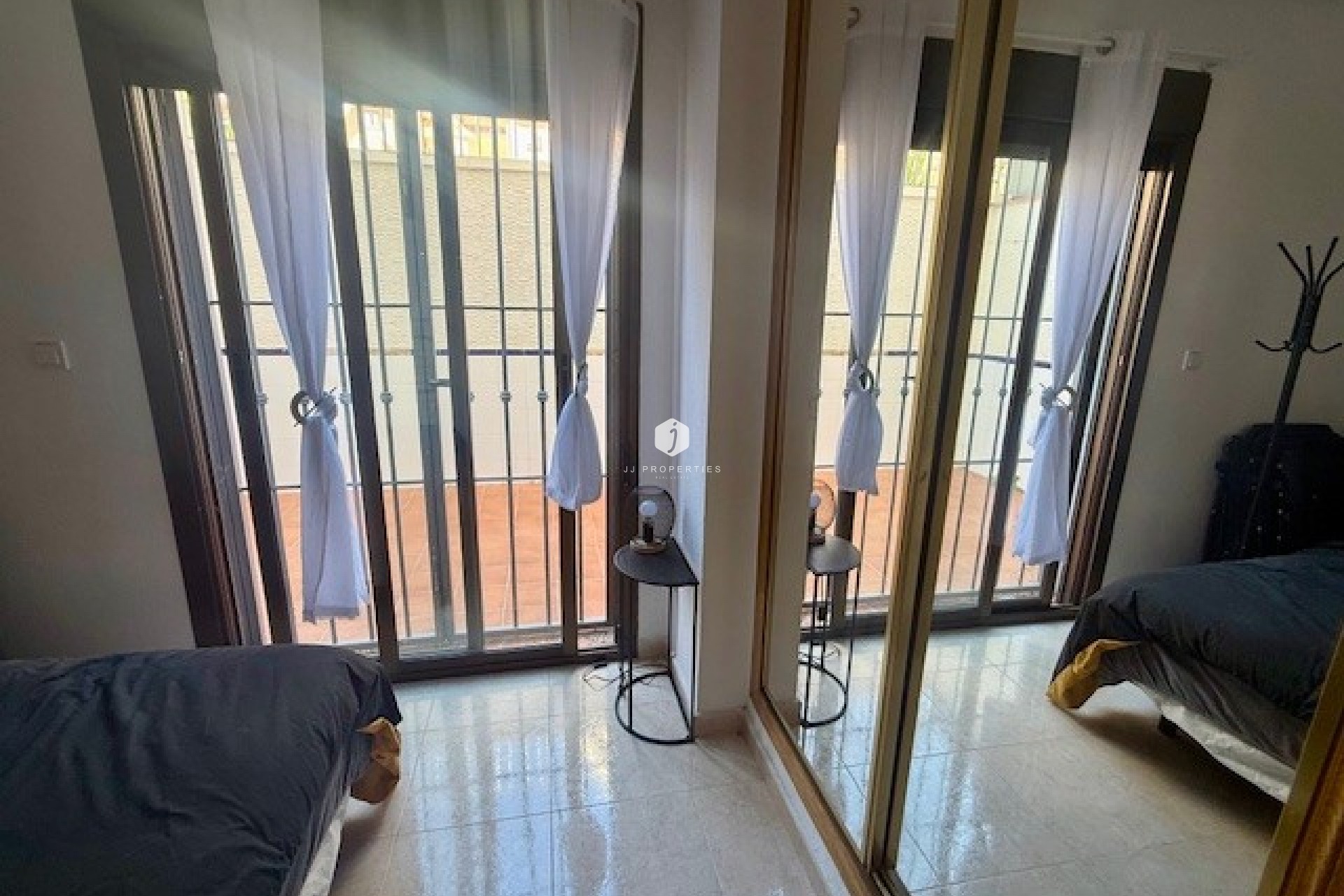 Aus zweiter Hand - Chalet -
San Miguel de Salinas - Inland