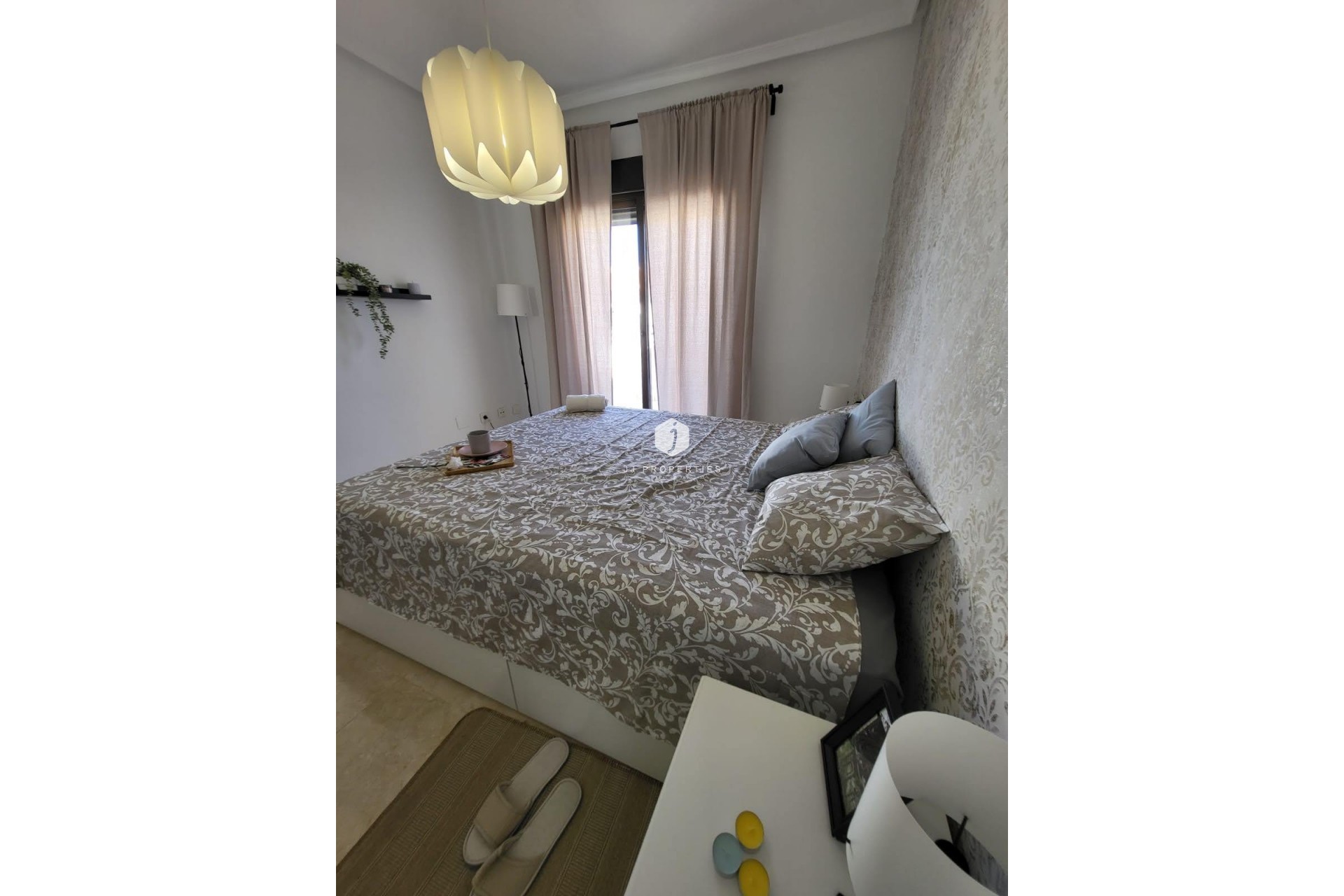 Aus zweiter Hand - Chalet -
San Miguel de Salinas - Inland