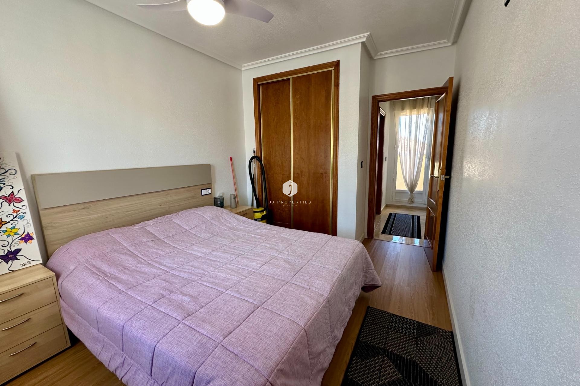 Aus zweiter Hand - Chalet -
San Miguel de Salinas - Residencial Los Flamencos