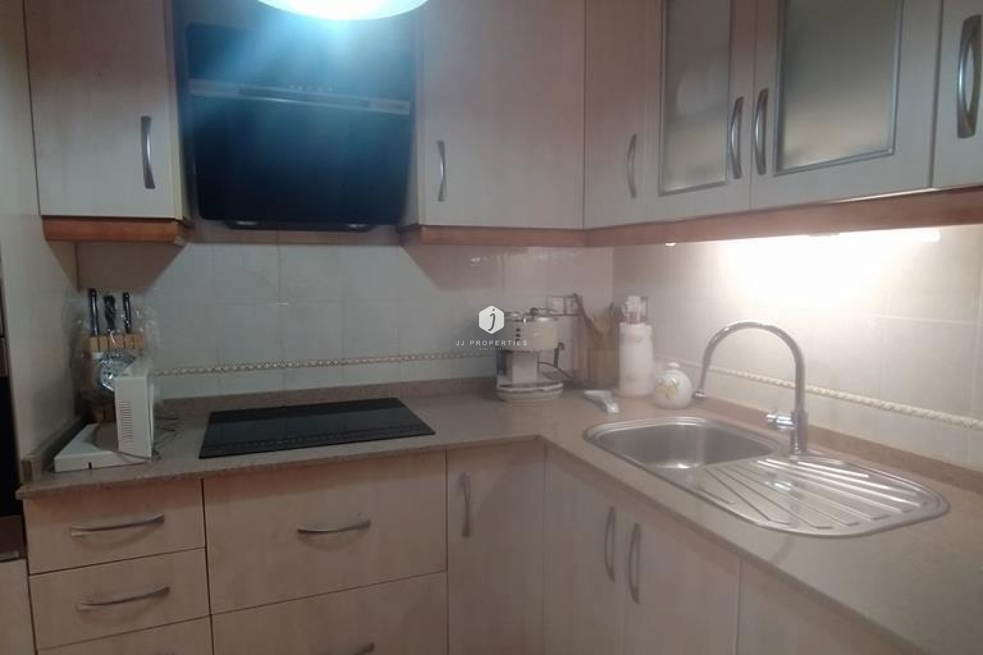 Aus zweiter Hand - Chalet -
Torrevieja - AGUAS NUEVAS 25