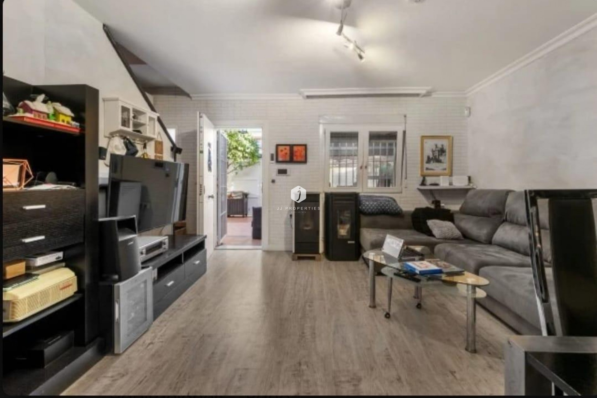 Aus zweiter Hand - Chalet -
Torrevieja - aguas nuevas