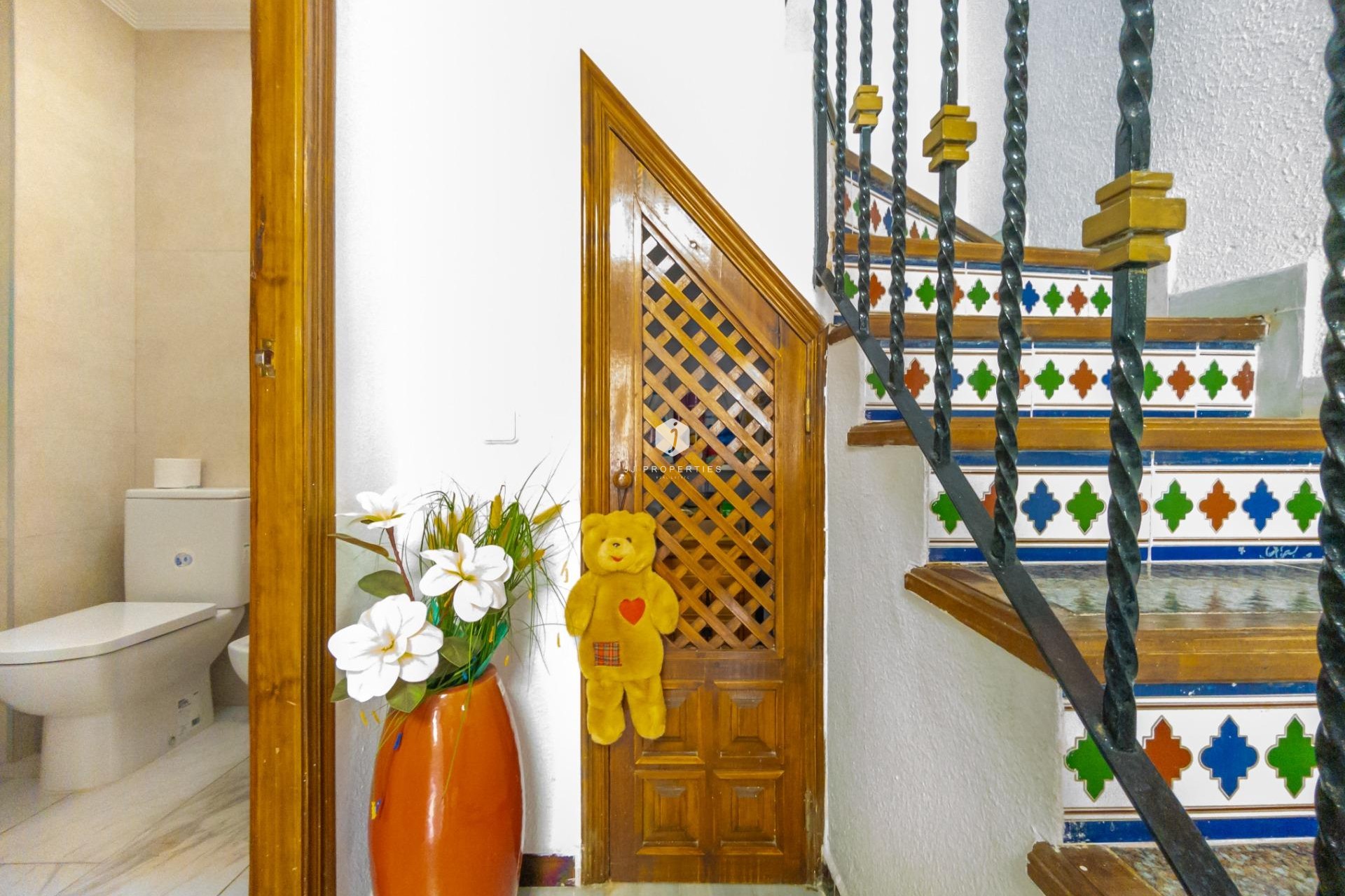 Aus zweiter Hand - Chalet -
Torrevieja - Cabo cervera