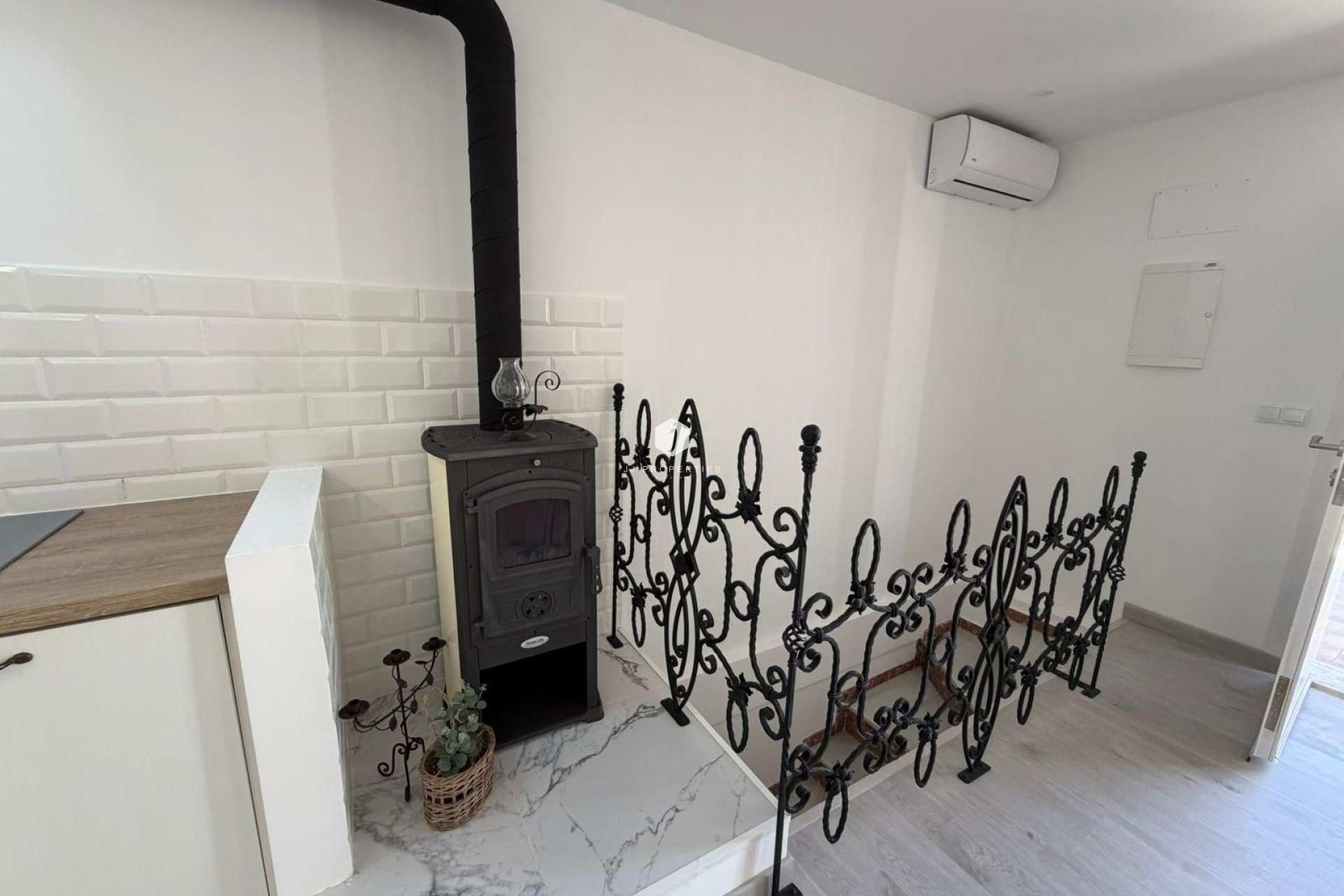 Aus zweiter Hand - Chalet -
Torrevieja - Cabo cervera