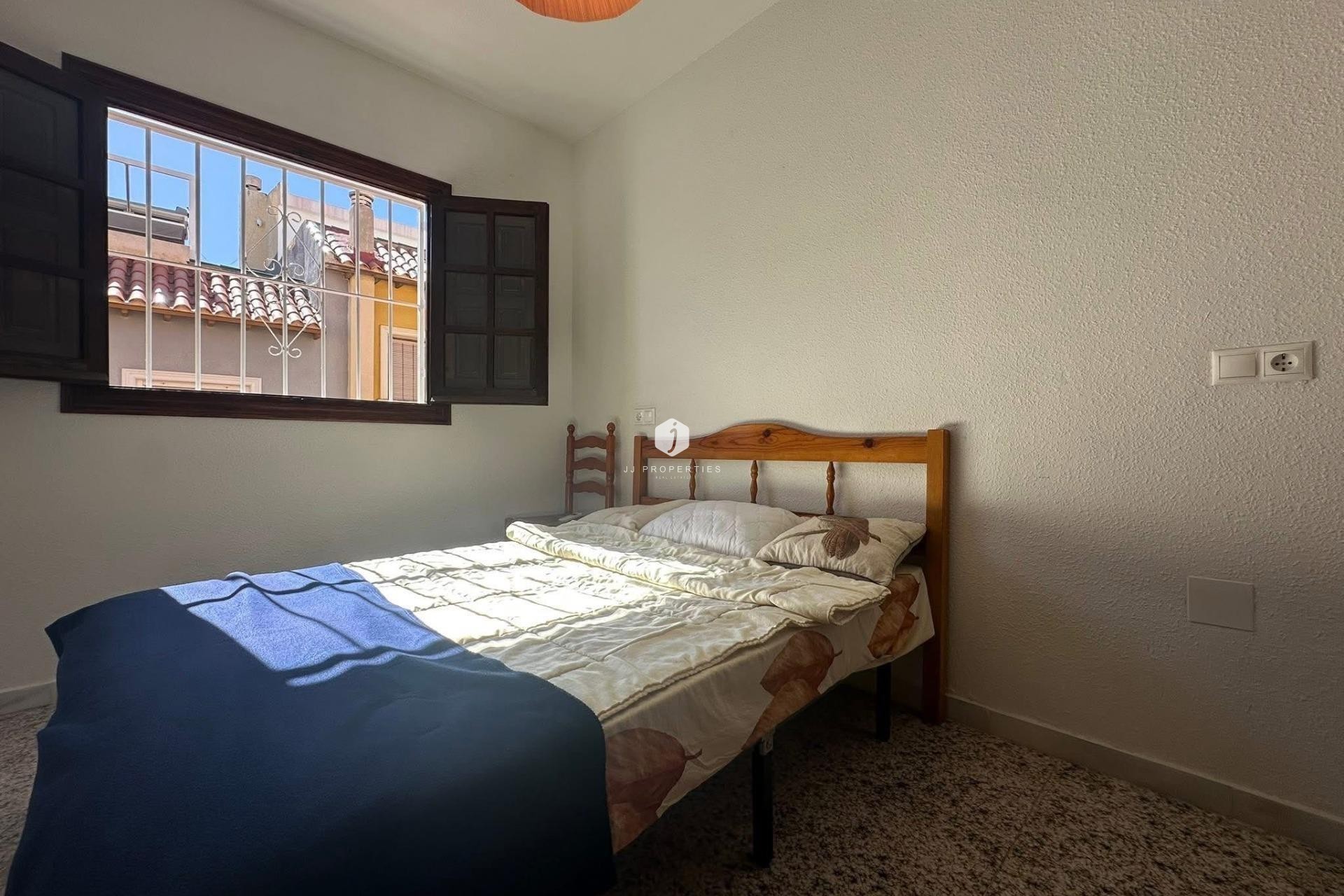 Aus zweiter Hand - Chalet -
Torrevieja - Cabo cervera