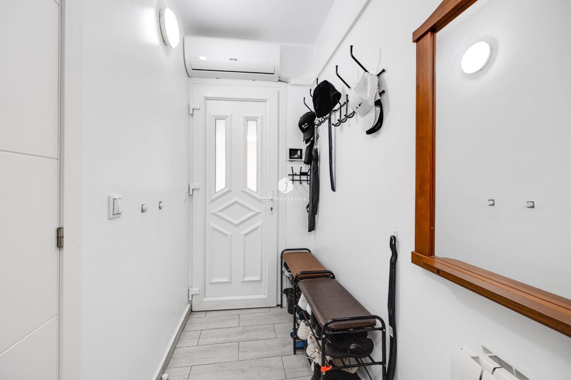 Aus zweiter Hand - Chalet -
Torrevieja - Calas blanca