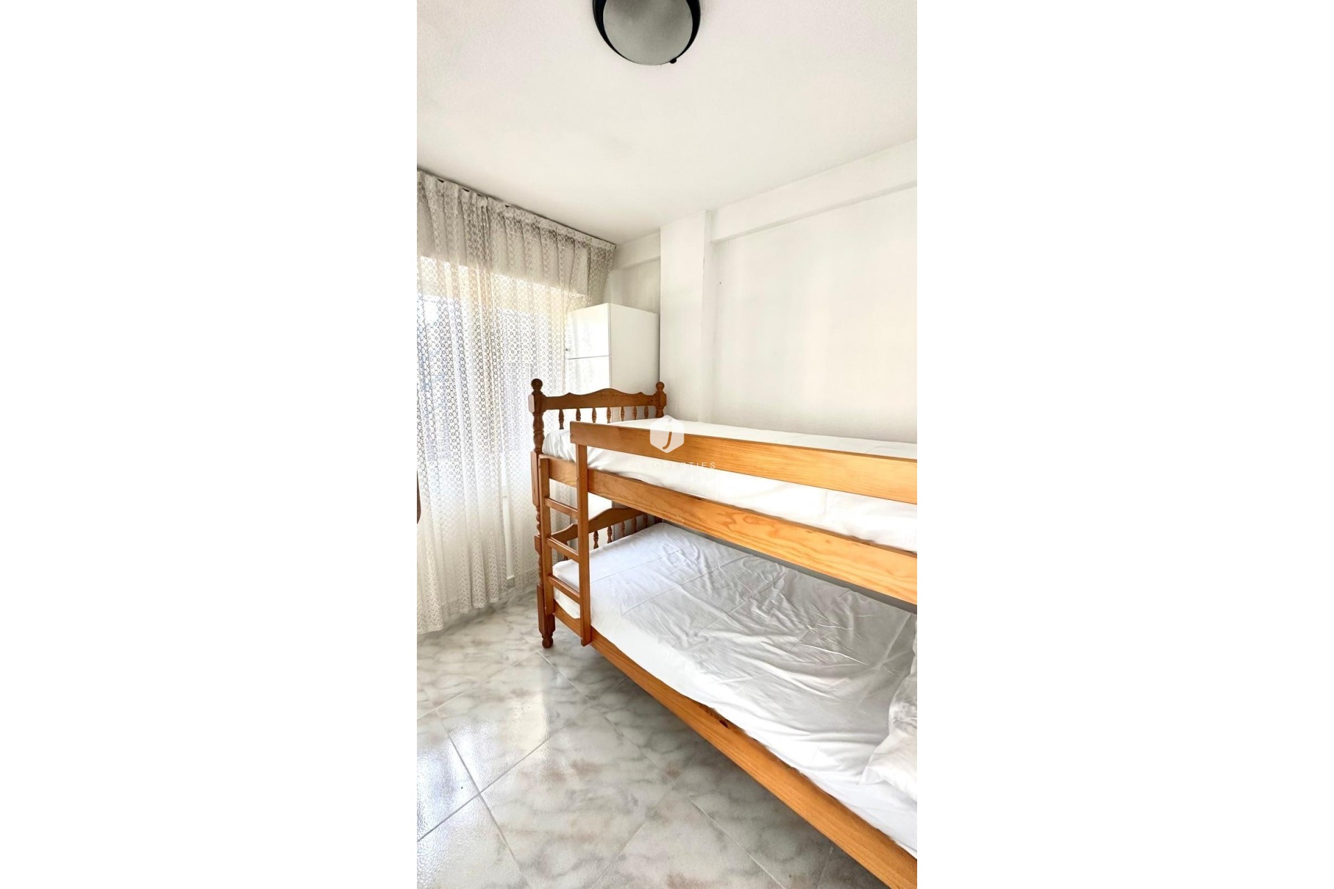 Aus zweiter Hand - Chalet -
Torrevieja - Carrefour