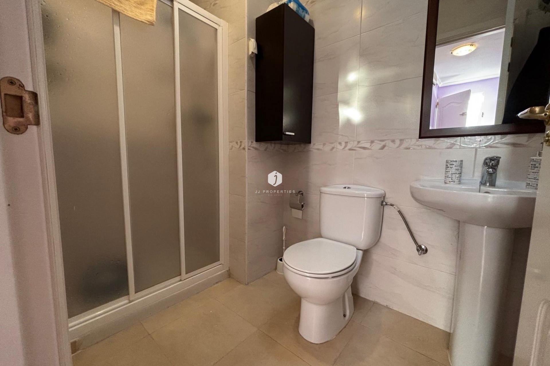 Aus zweiter Hand - Chalet -
Torrevieja - Carrefour