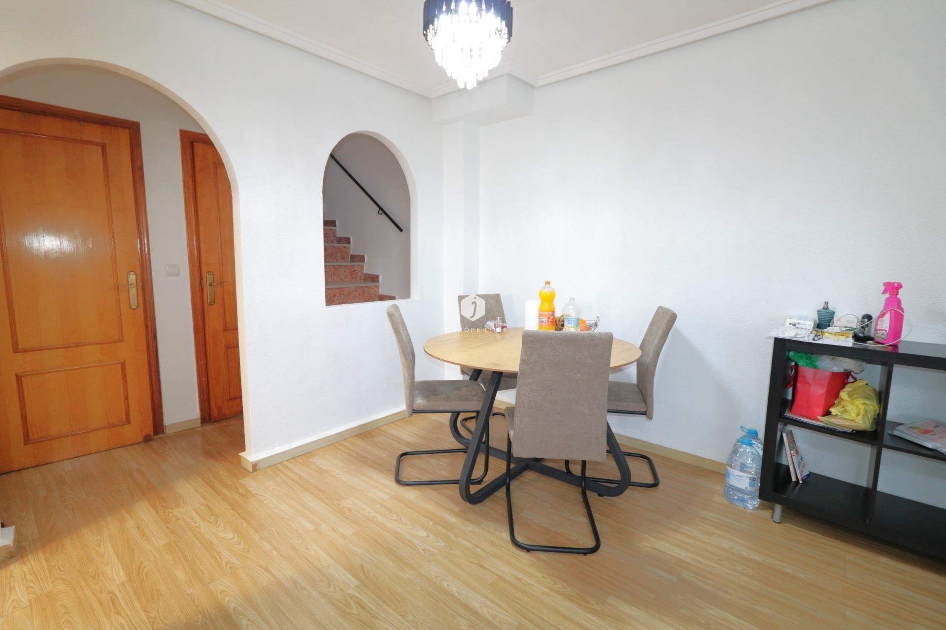 Aus zweiter Hand - Chalet -
Torrevieja - Carrefour