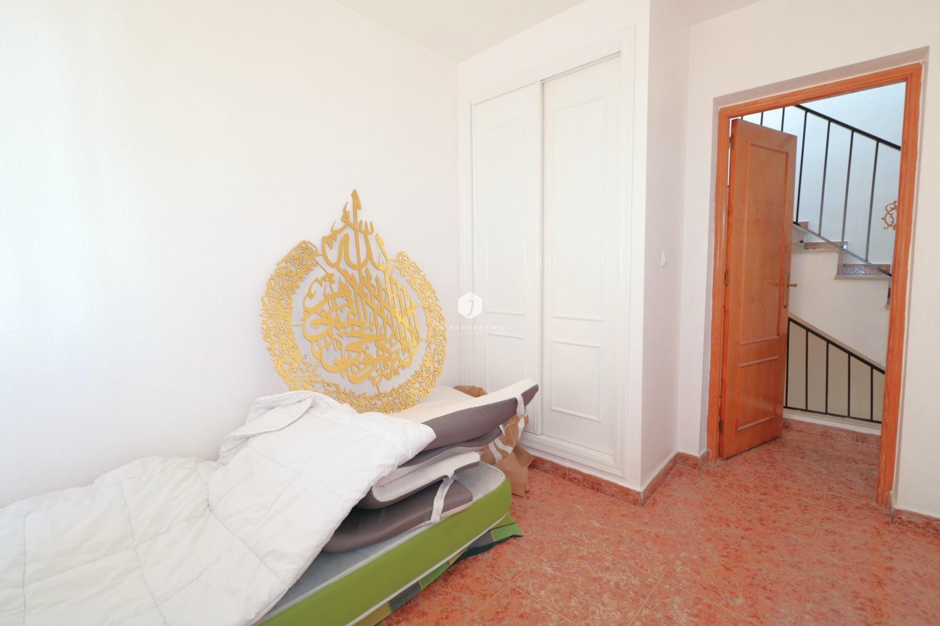 Aus zweiter Hand - Chalet -
Torrevieja - Carrefour