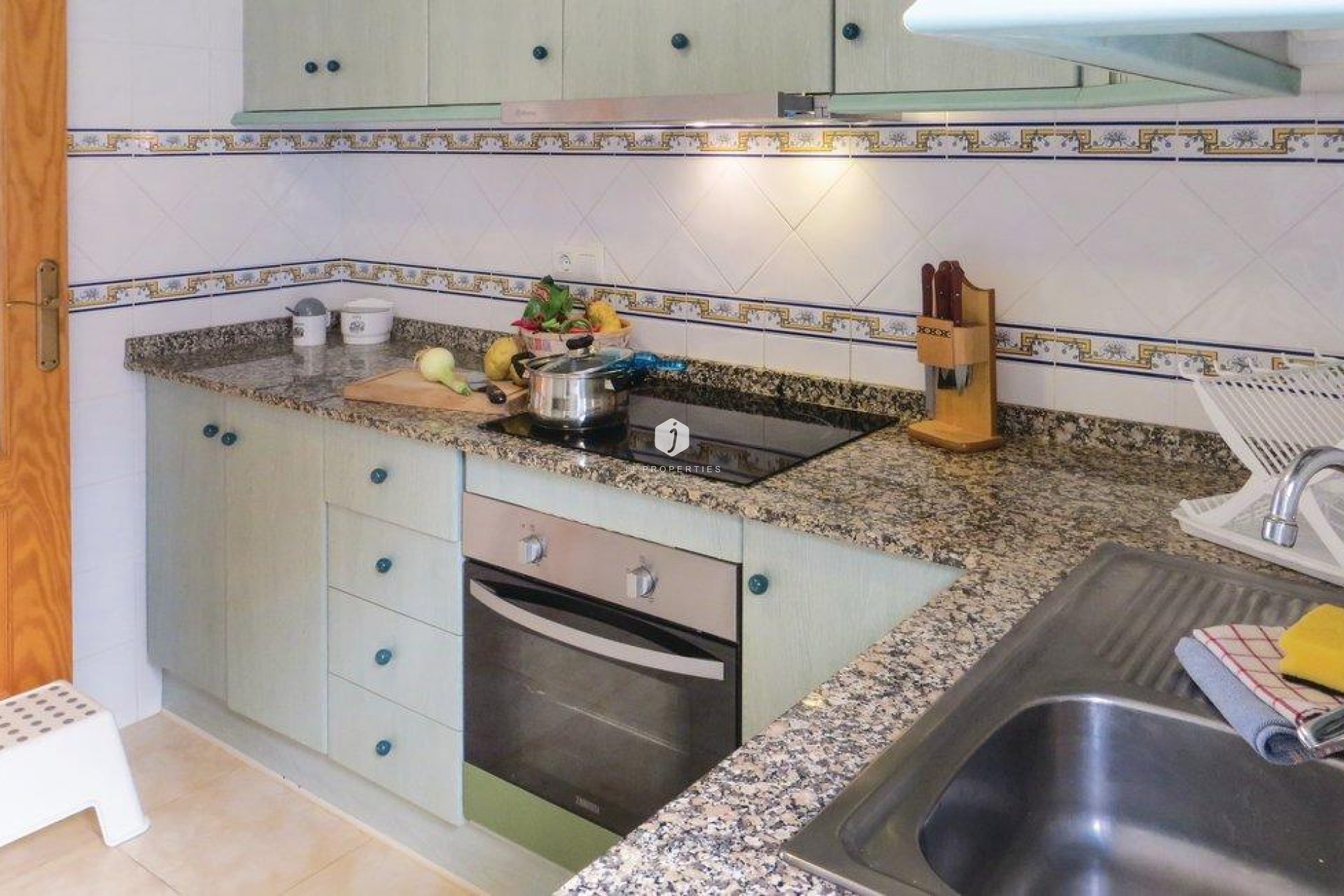 Aus zweiter Hand - Chalet -
Torrevieja - Carrefour