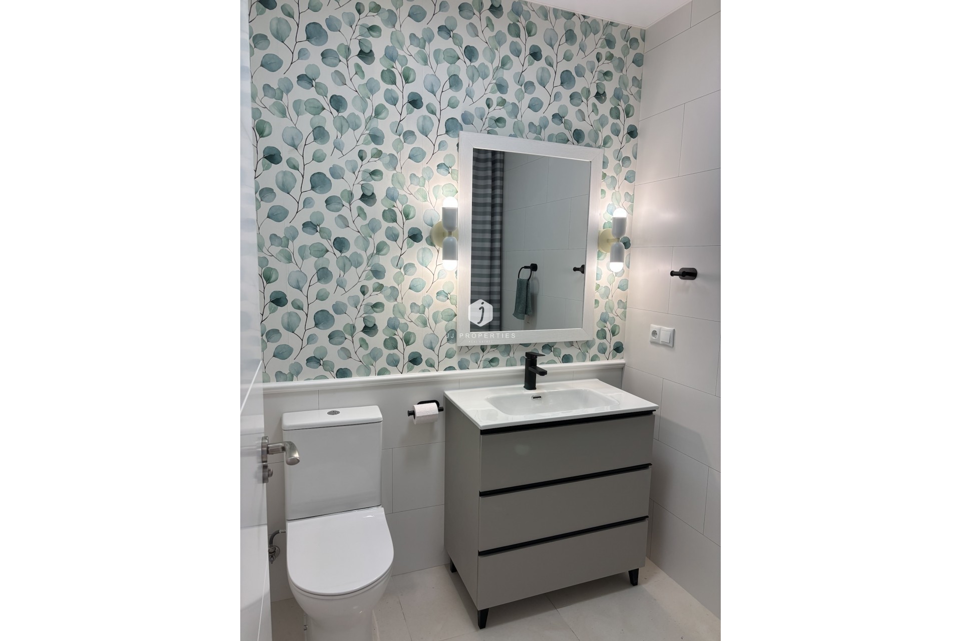 Aus zweiter Hand - Chalet -
Torrevieja - Costa Blanca