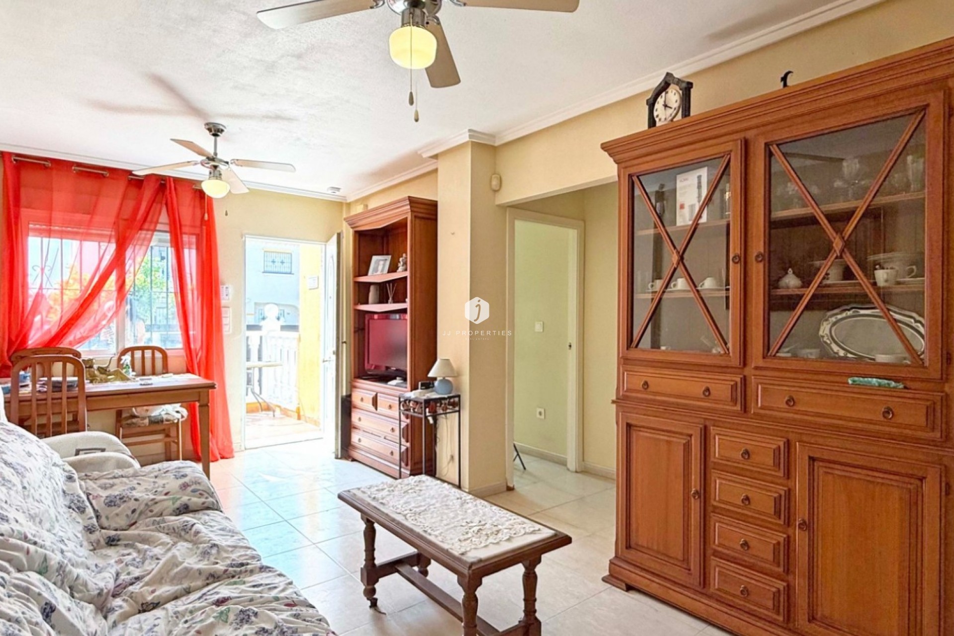 Aus zweiter Hand - Chalet -
Torrevieja - Costa Blanca