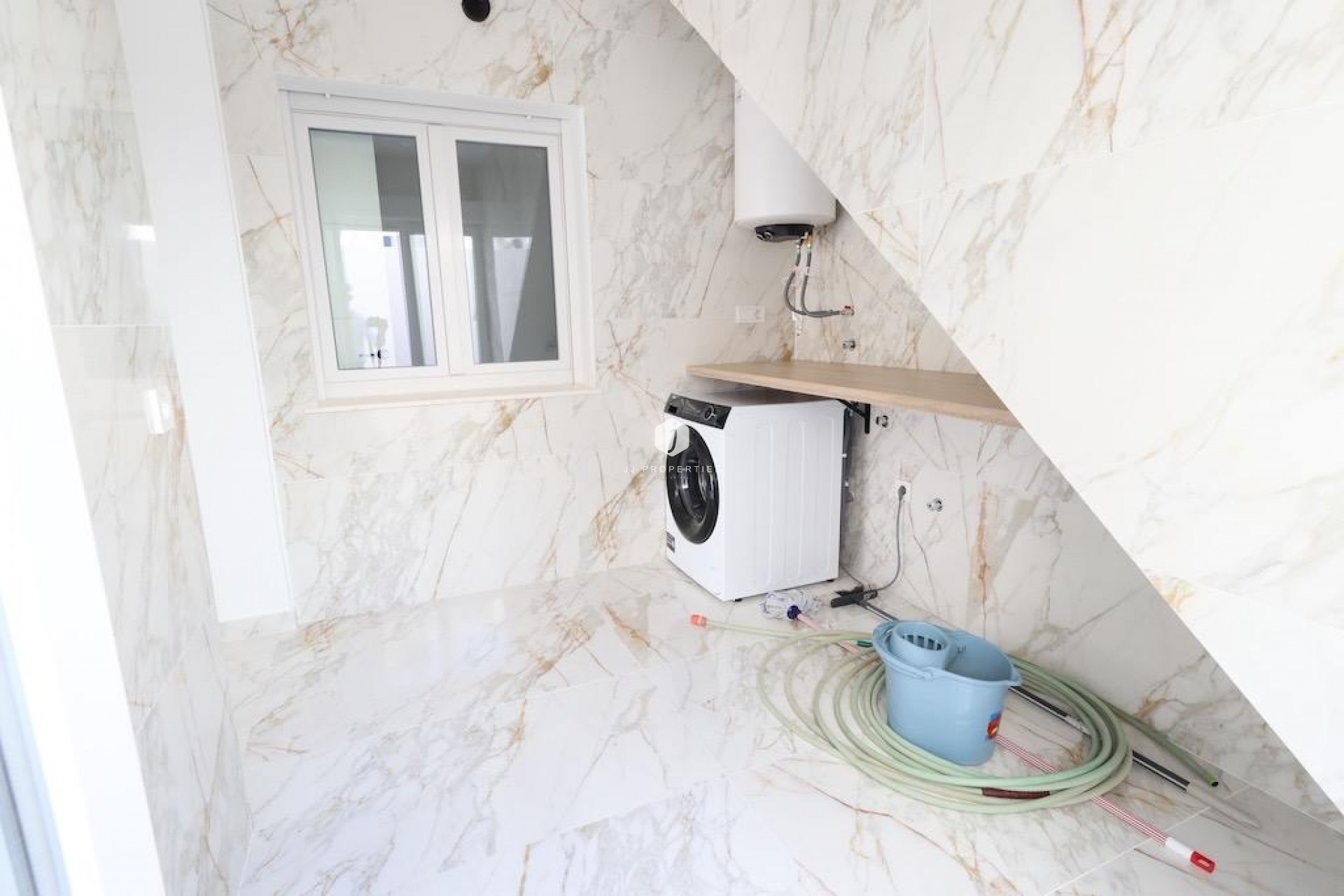 Aus zweiter Hand - Chalet -
Torrevieja - Costa Blanca