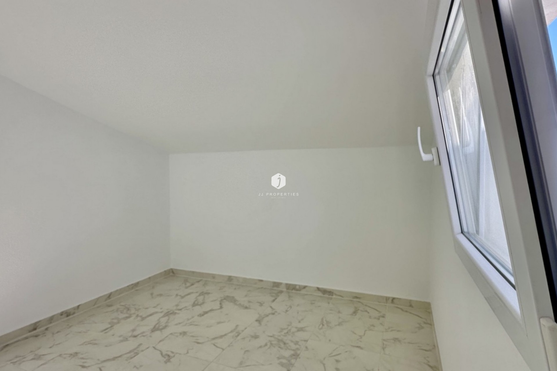 Aus zweiter Hand - Chalet -
Torrevieja - Costa Blanca