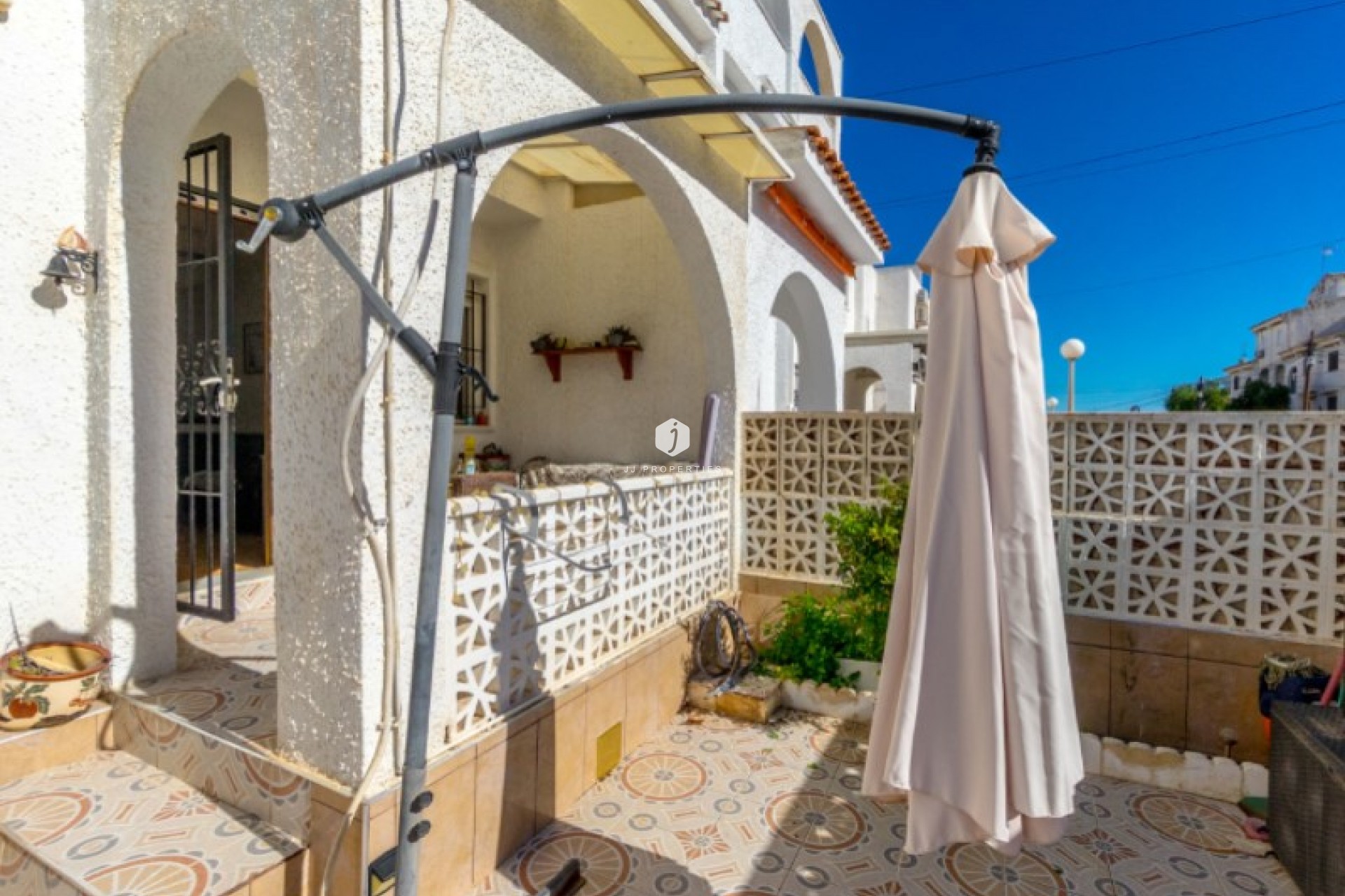 Aus zweiter Hand - Chalet -
Torrevieja - Costa Blanca