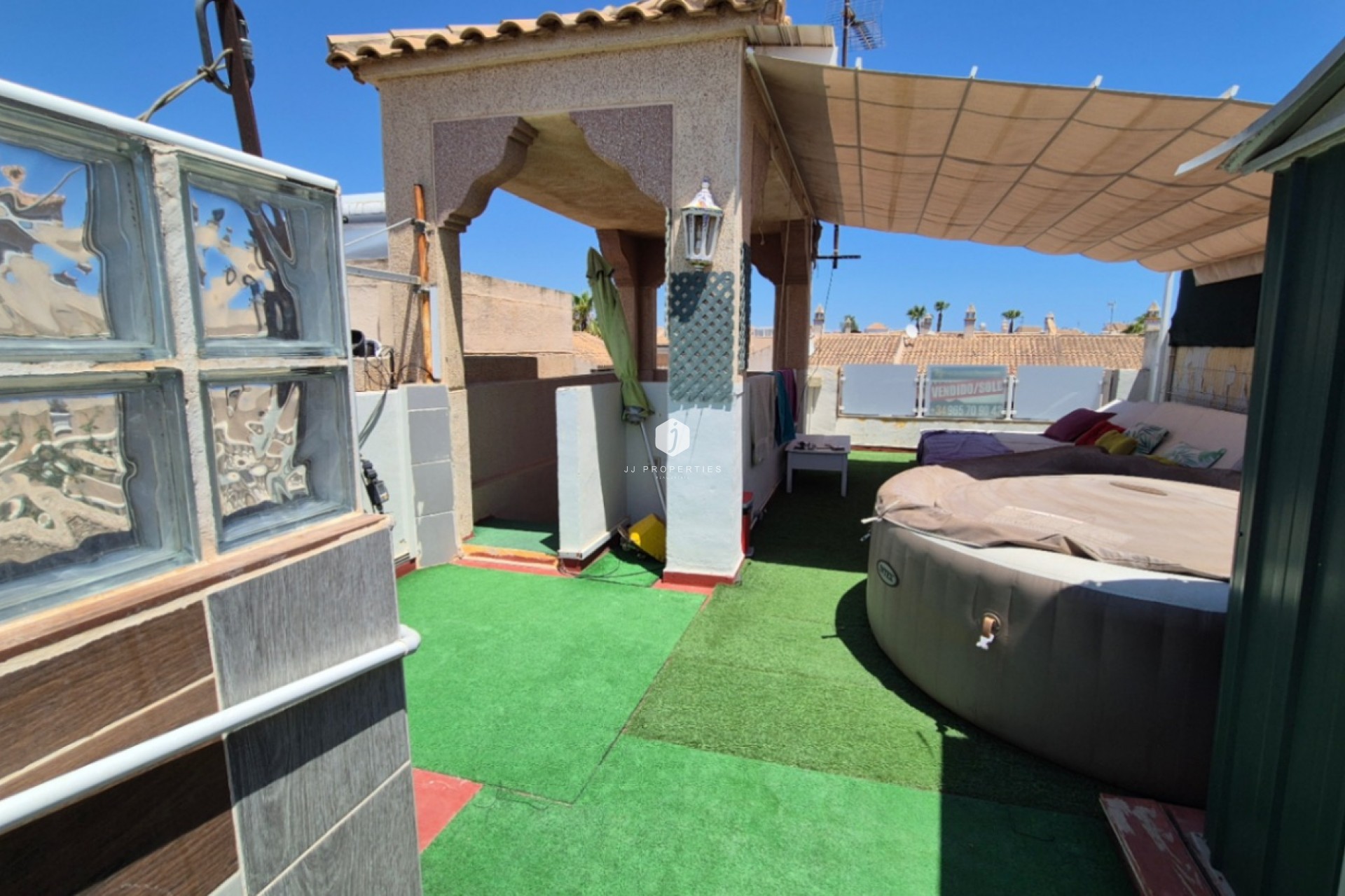 Aus zweiter Hand - Chalet -
Torrevieja - Costa Blanca