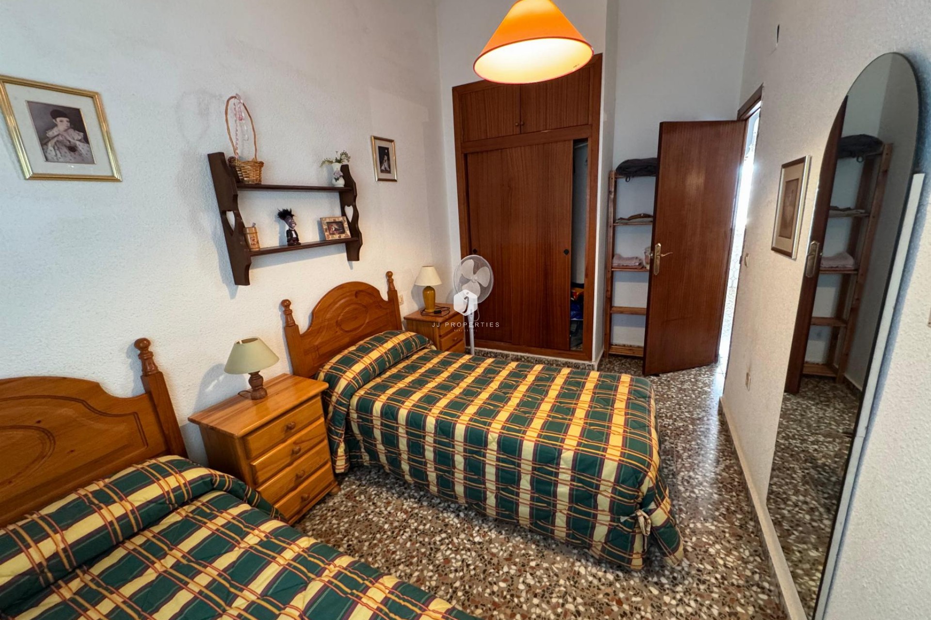 Aus zweiter Hand - Chalet -
Torrevieja - Costa Blanca