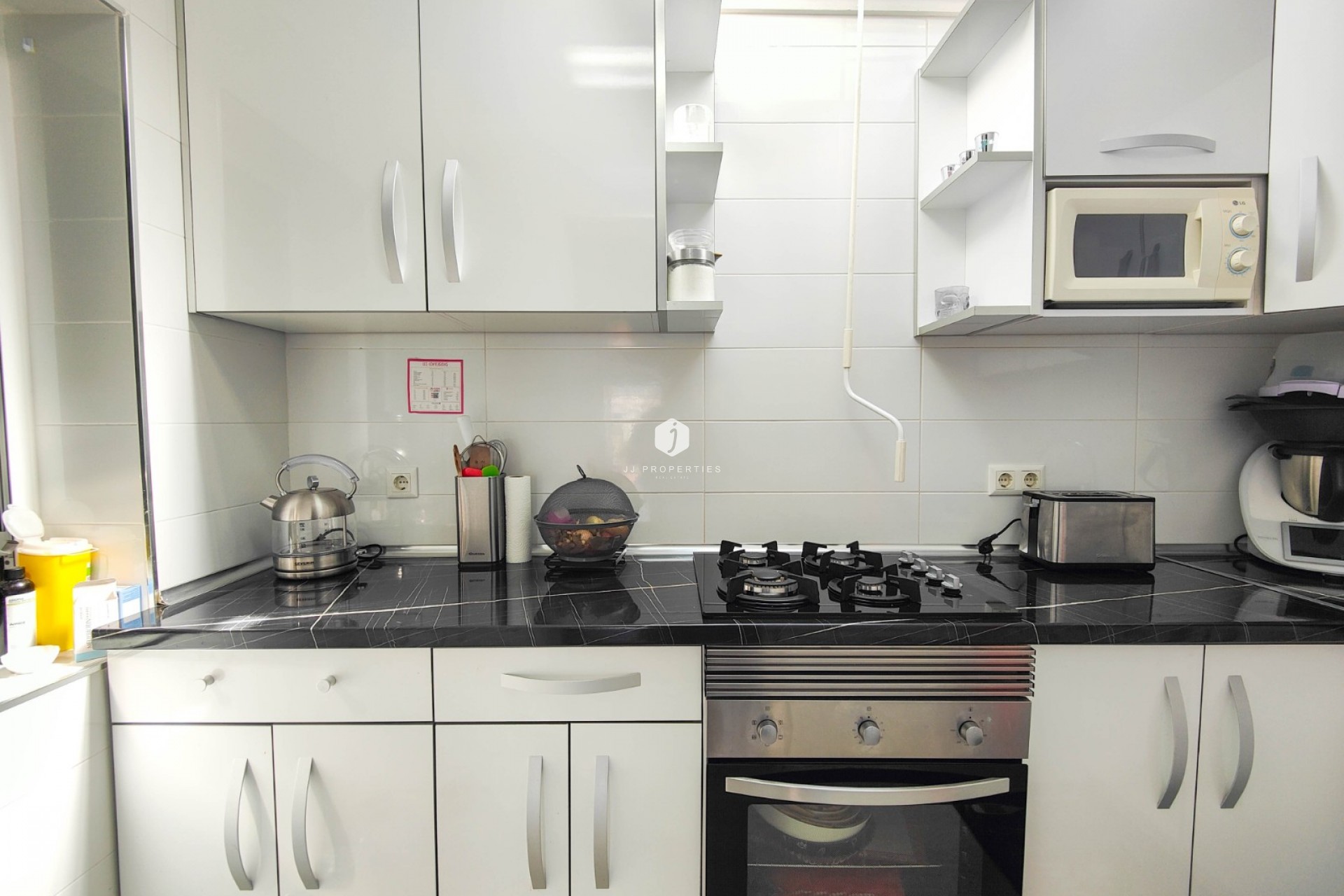 Aus zweiter Hand - Chalet -
Torrevieja - Costa Blanca
