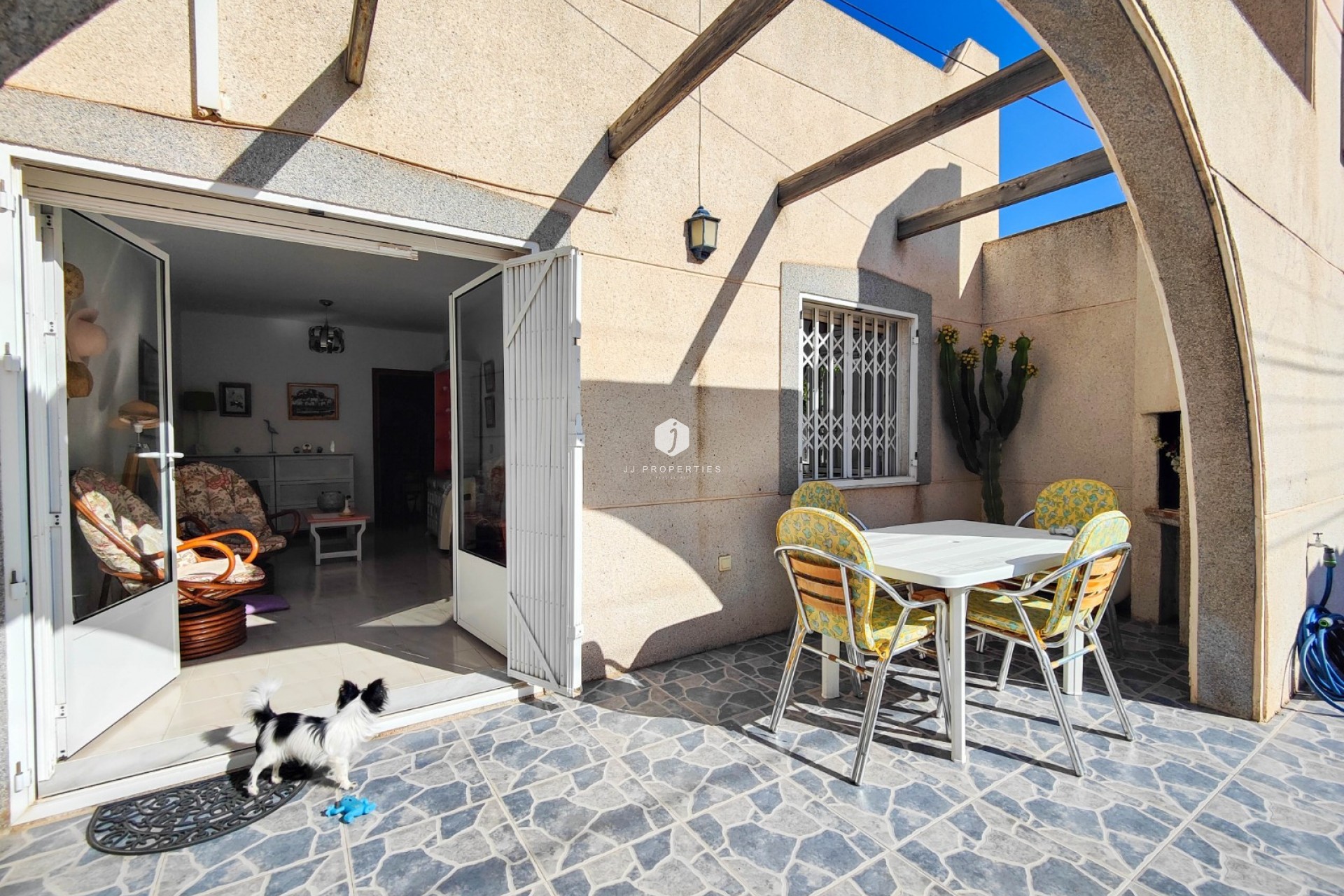 Aus zweiter Hand - Chalet -
Torrevieja - Costa Blanca