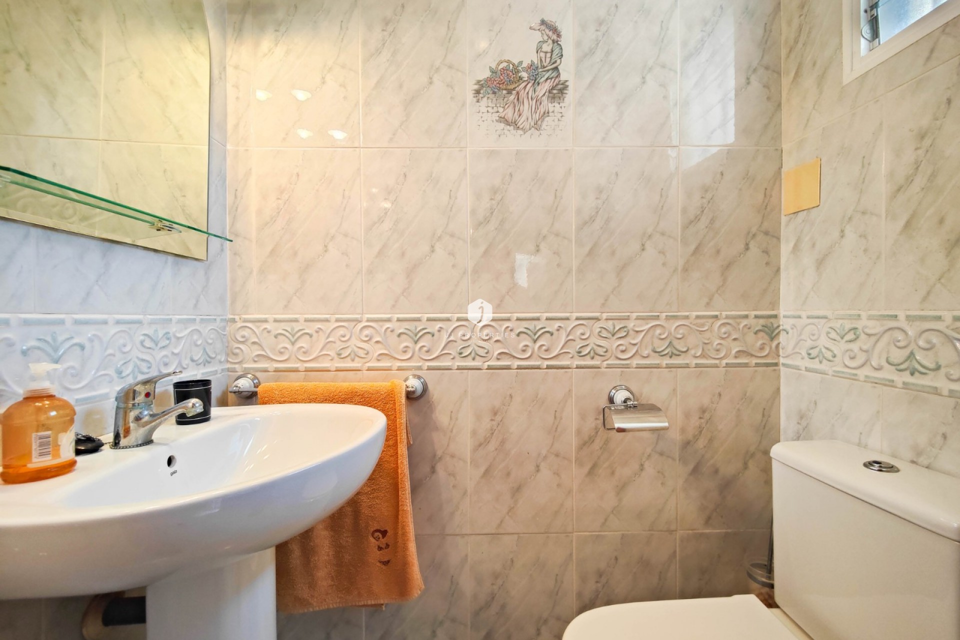 Aus zweiter Hand - Chalet -
Torrevieja - Costa Blanca