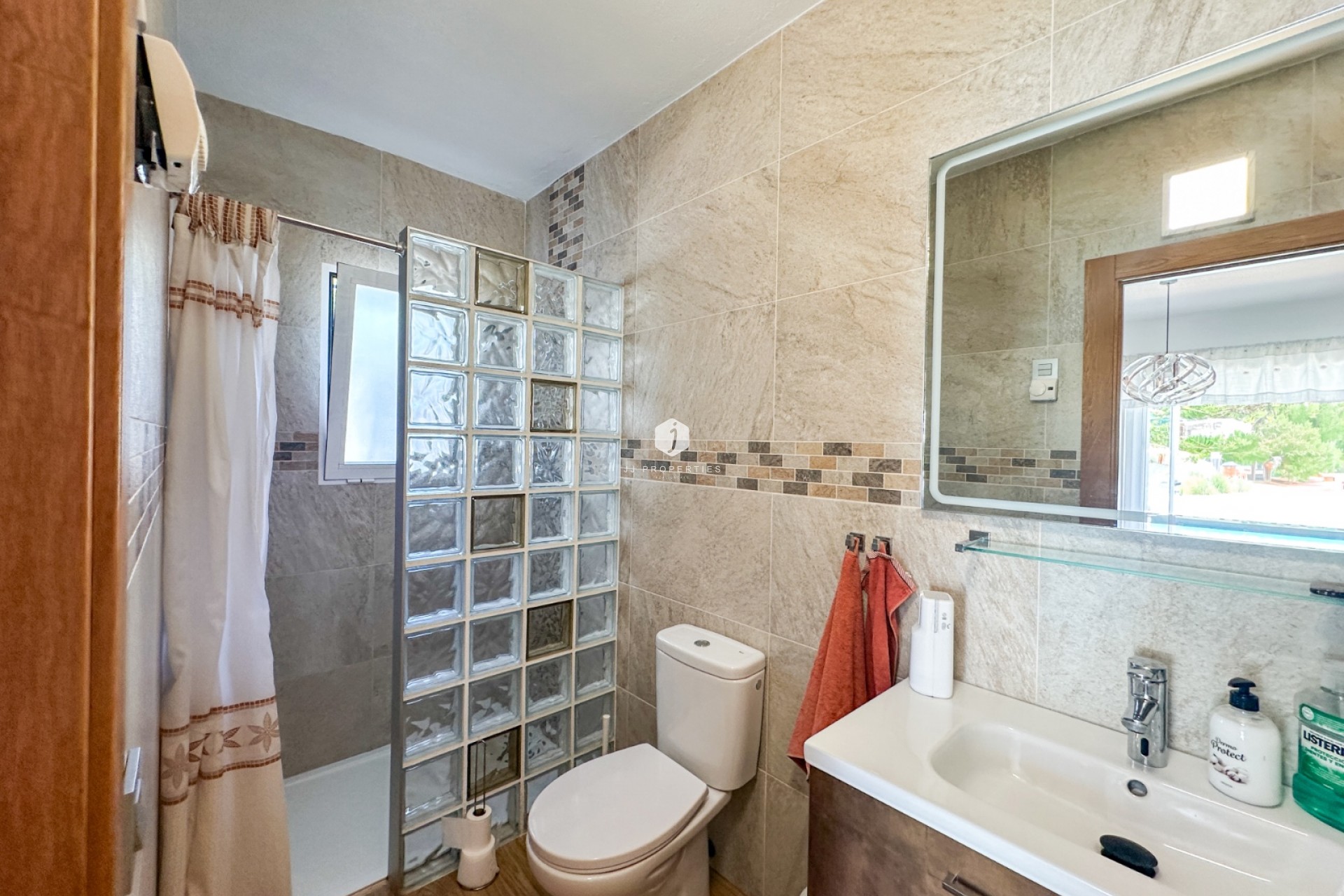 Aus zweiter Hand - Chalet -
Torrevieja - Costa Blanca
