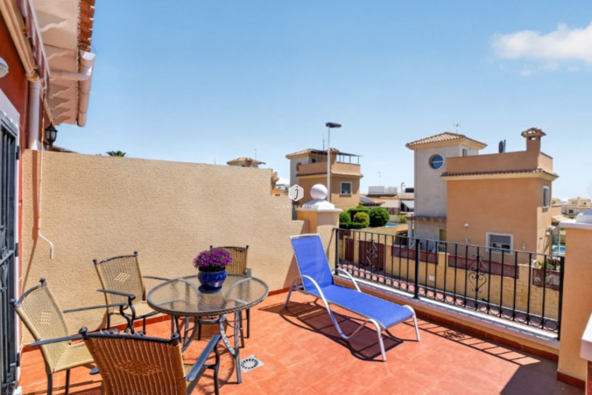 Aus zweiter Hand - Chalet -
Torrevieja - Costa Blanca