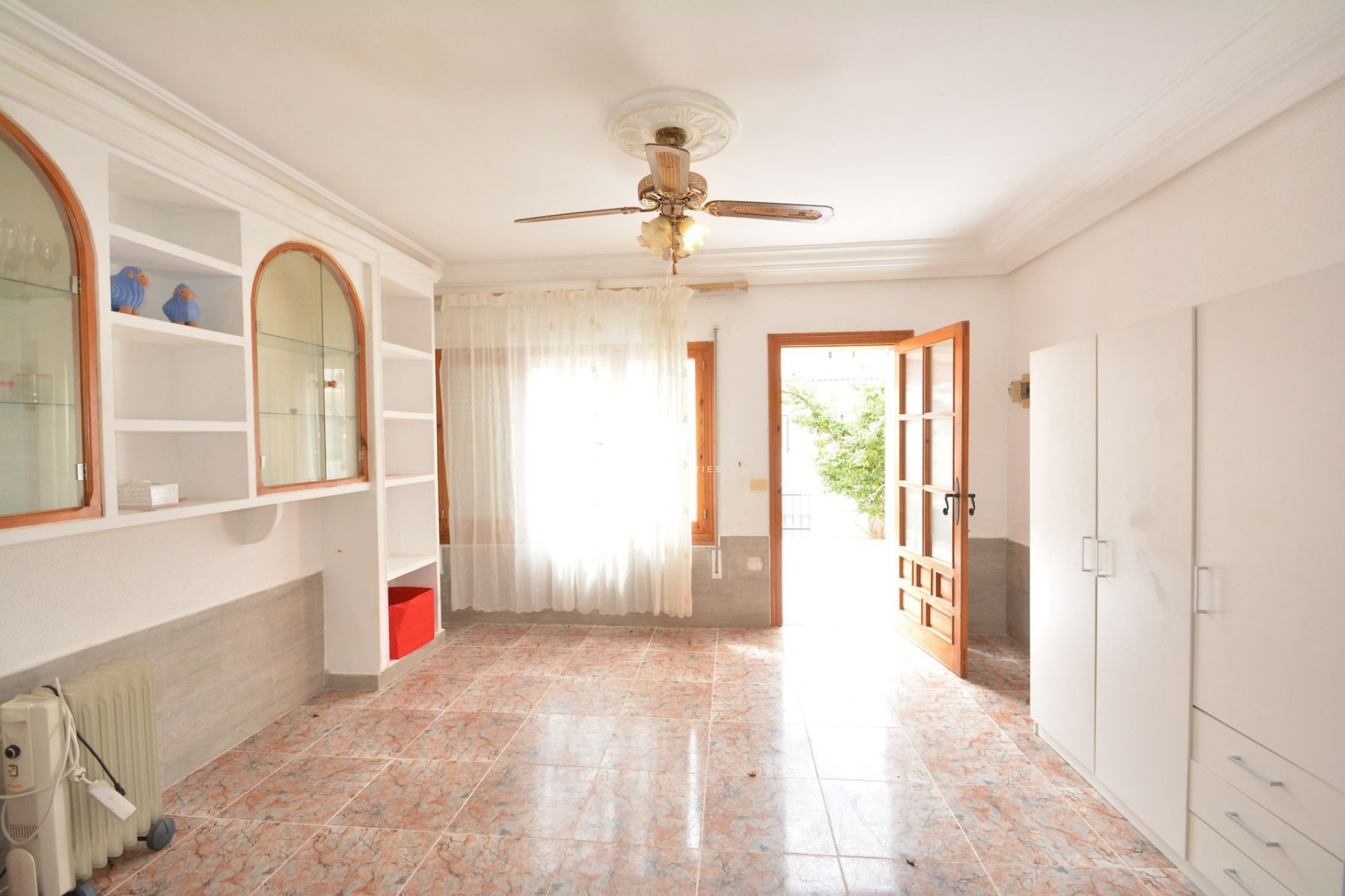 Aus zweiter Hand - Chalet -
Torrevieja - Costa Blanca