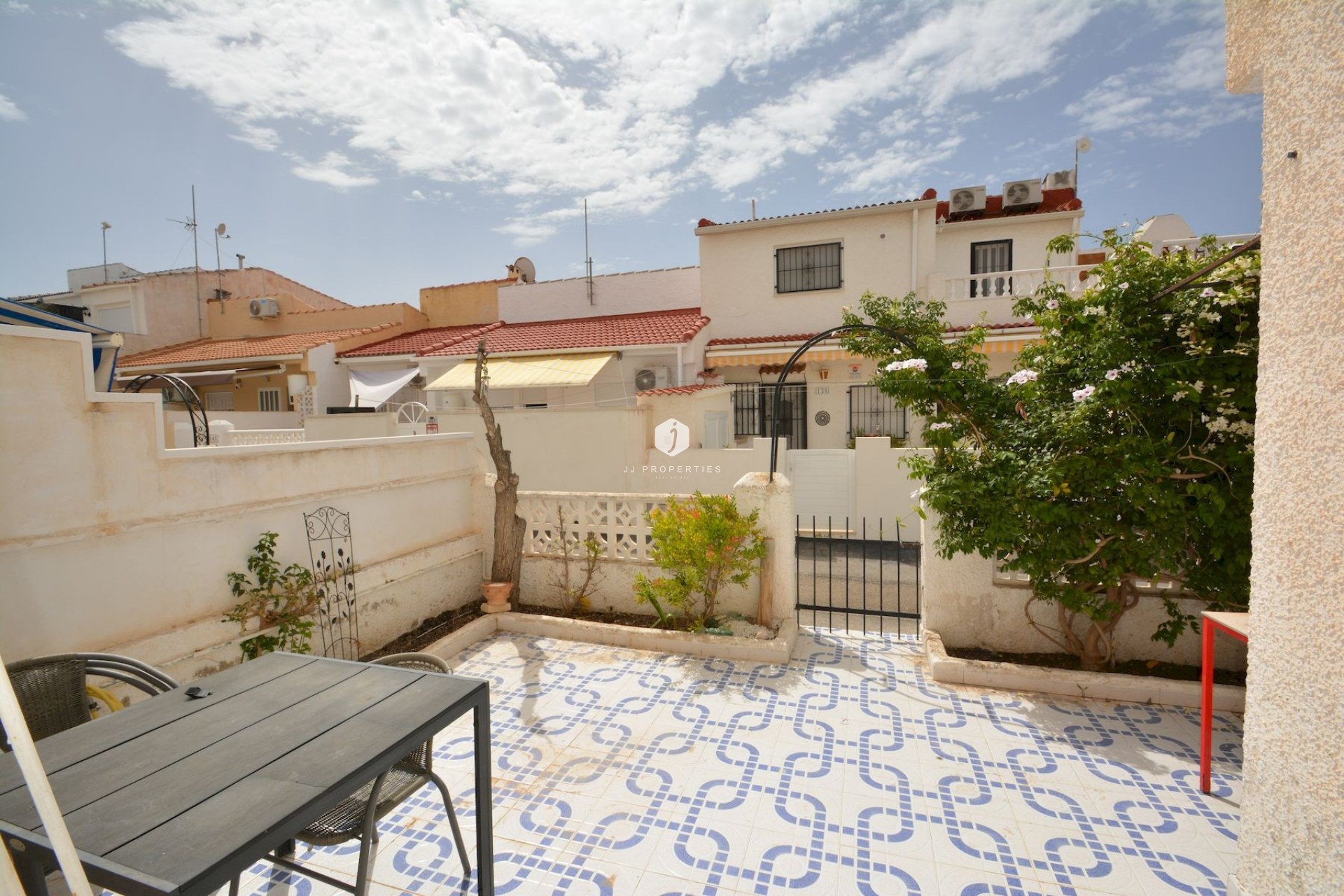 Aus zweiter Hand - Chalet -
Torrevieja - Costa Blanca