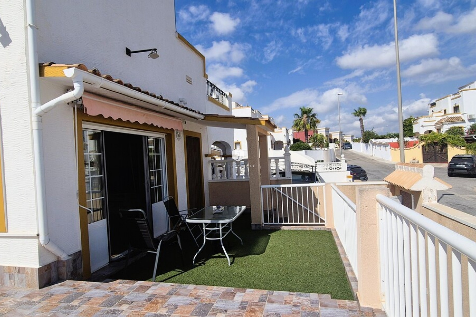 Aus zweiter Hand - Chalet -
Torrevieja - Costa Blanca