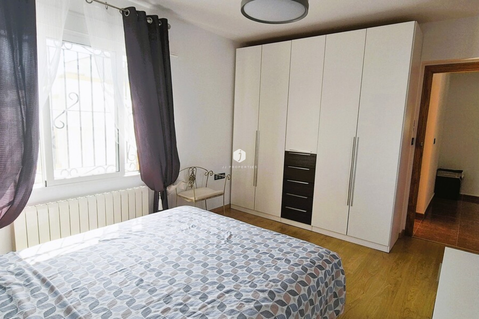 Aus zweiter Hand - Chalet -
Torrevieja - Costa Blanca