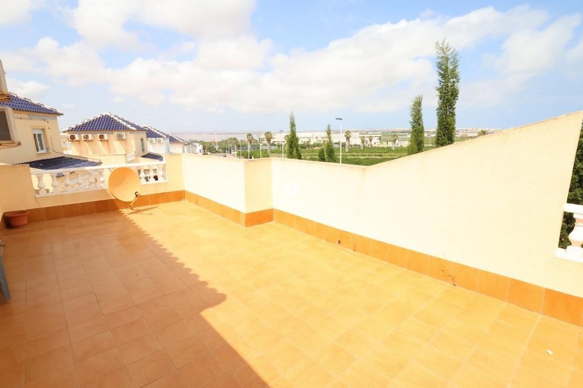 Aus zweiter Hand - Chalet -
Torrevieja - Costa Blanca