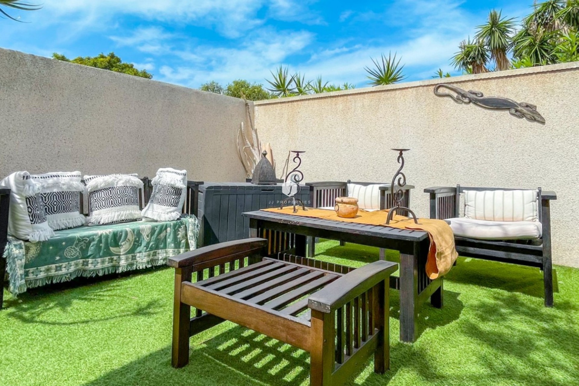 Aus zweiter Hand - Chalet -
Torrevieja - Costa Blanca