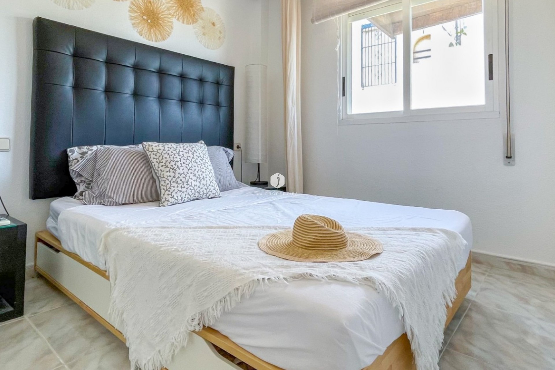 Aus zweiter Hand - Chalet -
Torrevieja - Costa Blanca