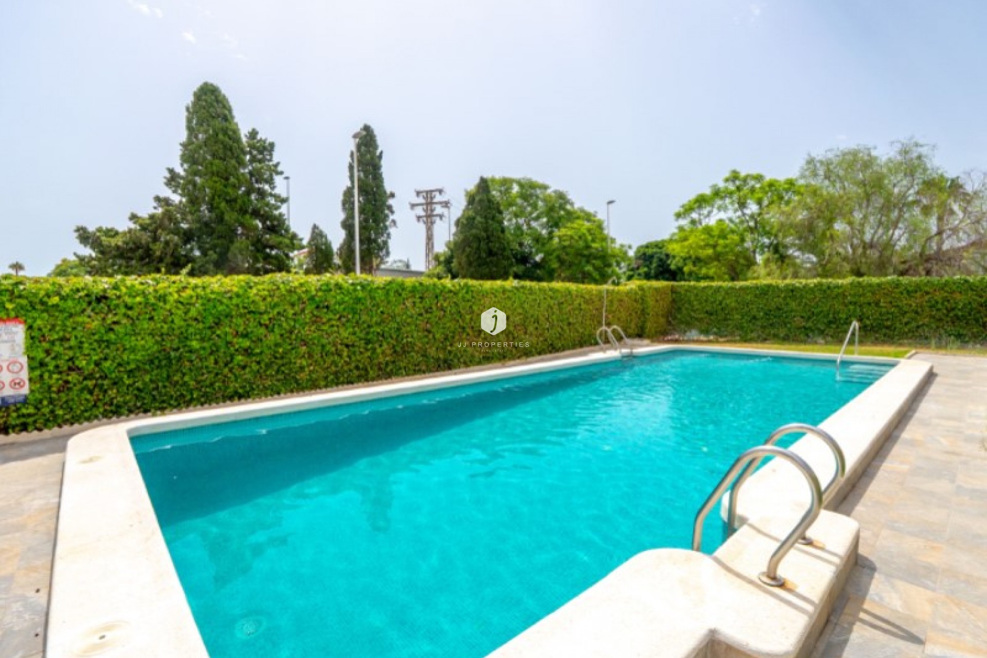 Aus zweiter Hand - Chalet -
Torrevieja - Costa Blanca