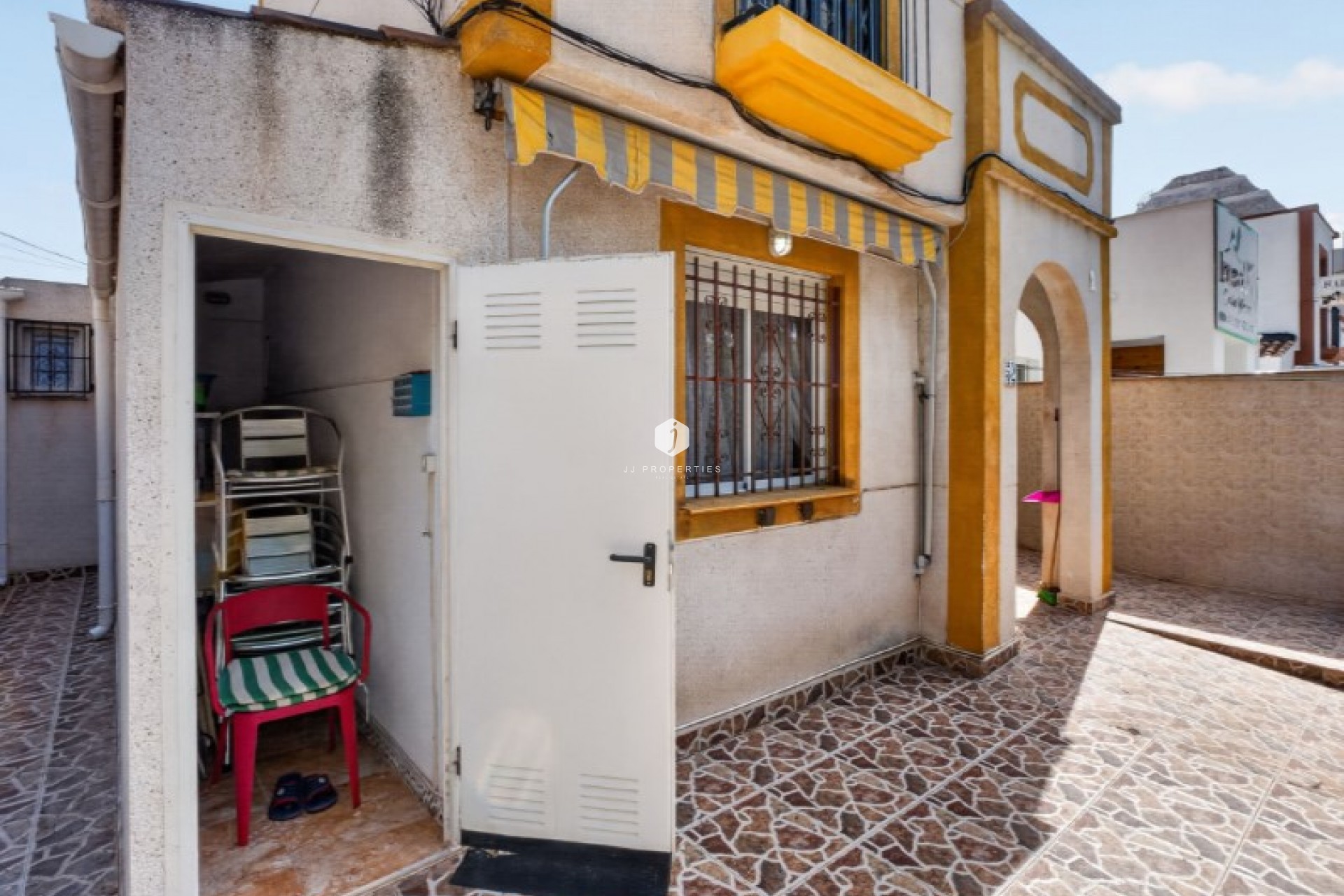 Aus zweiter Hand - Chalet -
Torrevieja - Costa Blanca