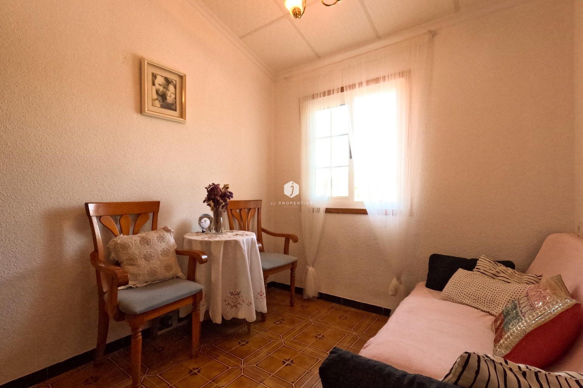 Aus zweiter Hand - Chalet -
Torrevieja - El Acequión - Los Náufragos