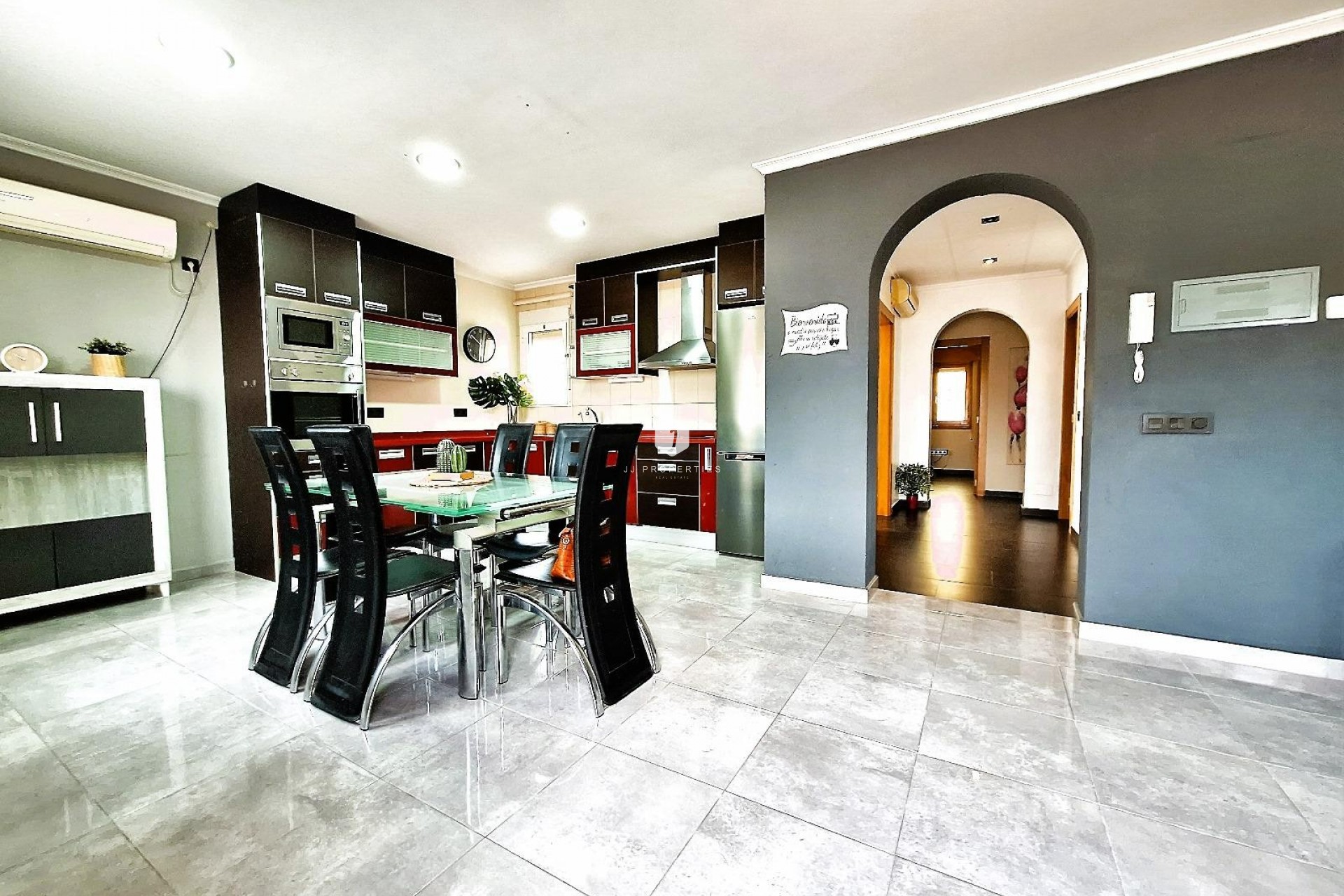 Aus zweiter Hand - Chalet -
Torrevieja - El chaparral