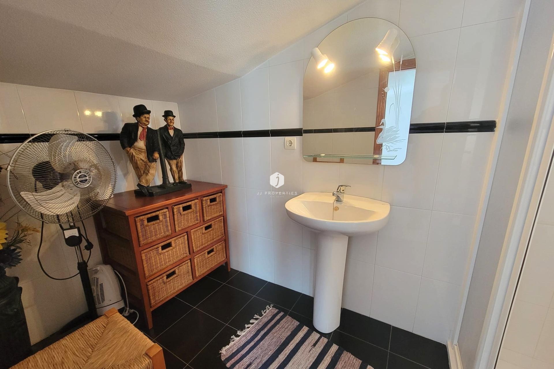 Aus zweiter Hand - Chalet -
Torrevieja - El chaparral