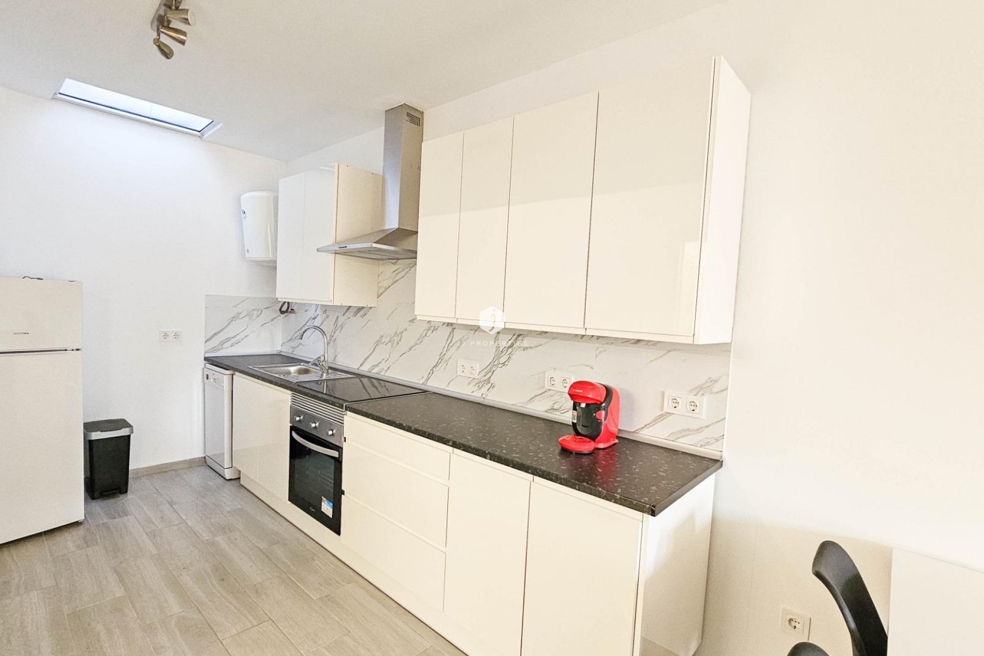 Aus zweiter Hand - Chalet -
Torrevieja - El Limonar