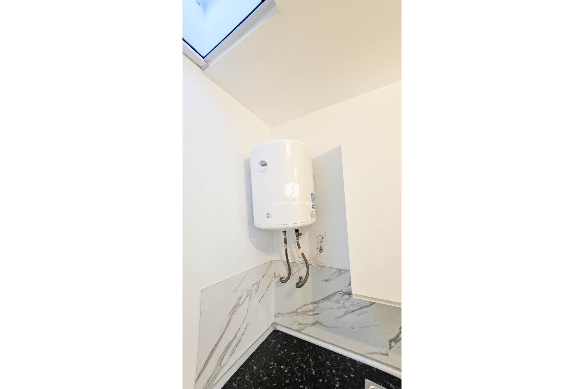 Aus zweiter Hand - Chalet -
Torrevieja - El Limonar