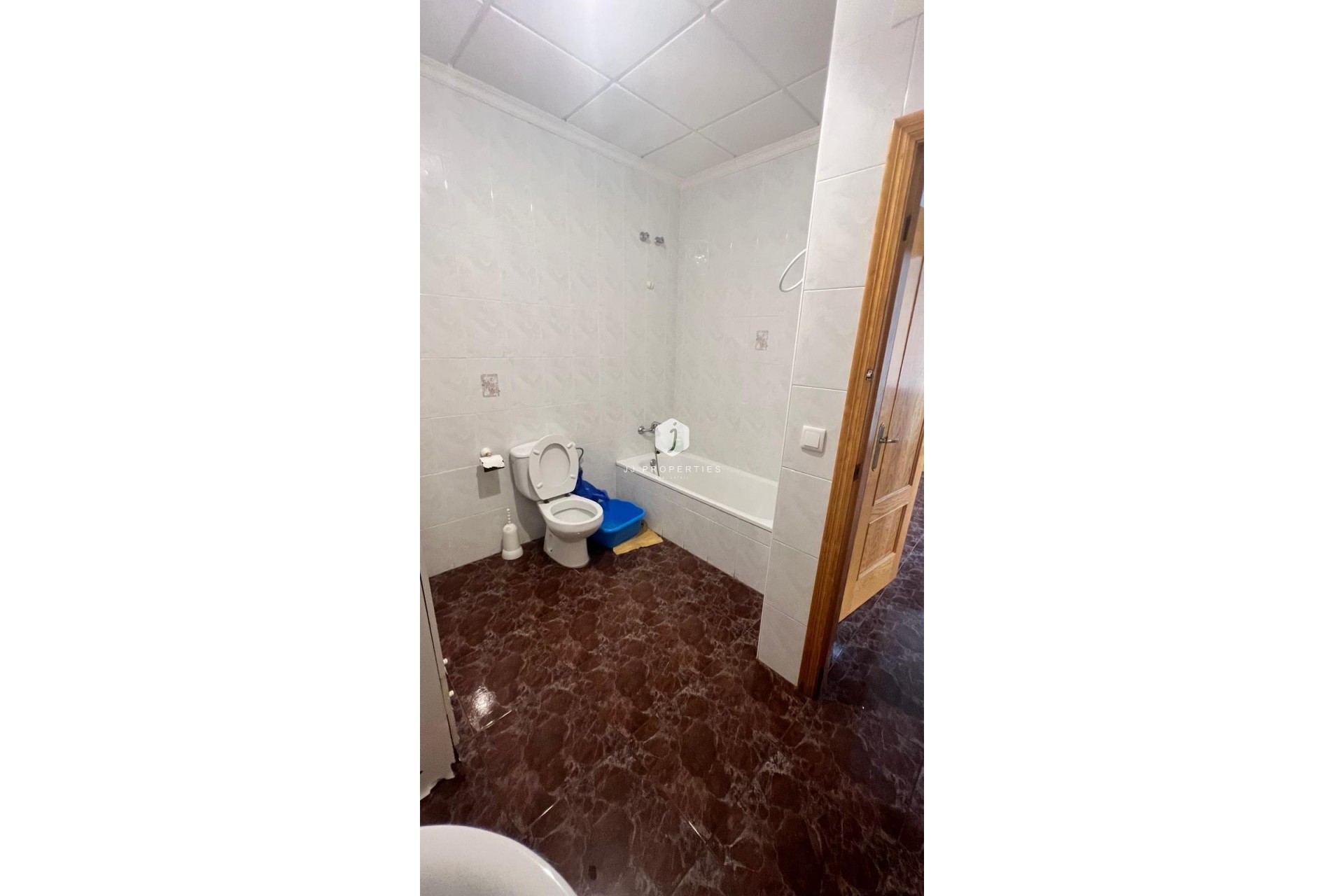 Aus zweiter Hand - Chalet -
Torrevieja - Estacion de autobuses