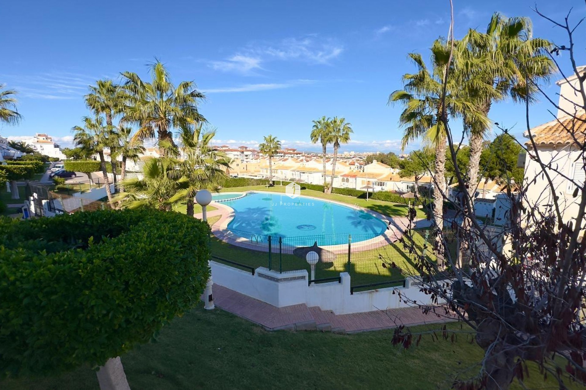 Aus zweiter Hand - Chalet -
Torrevieja - La Mata