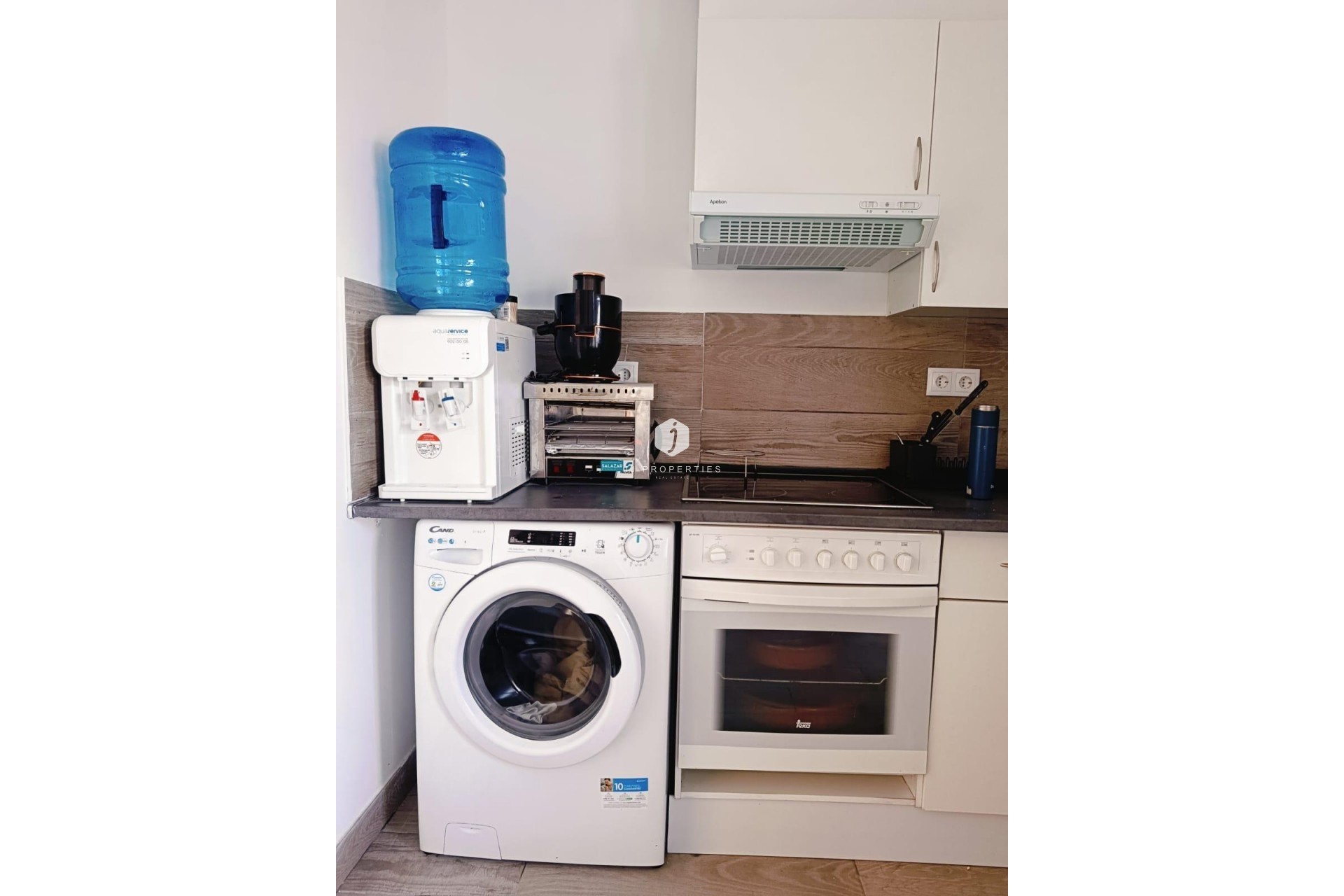 Aus zweiter Hand - Chalet -
Torrevieja - La Siesta - El Salado - Torreta